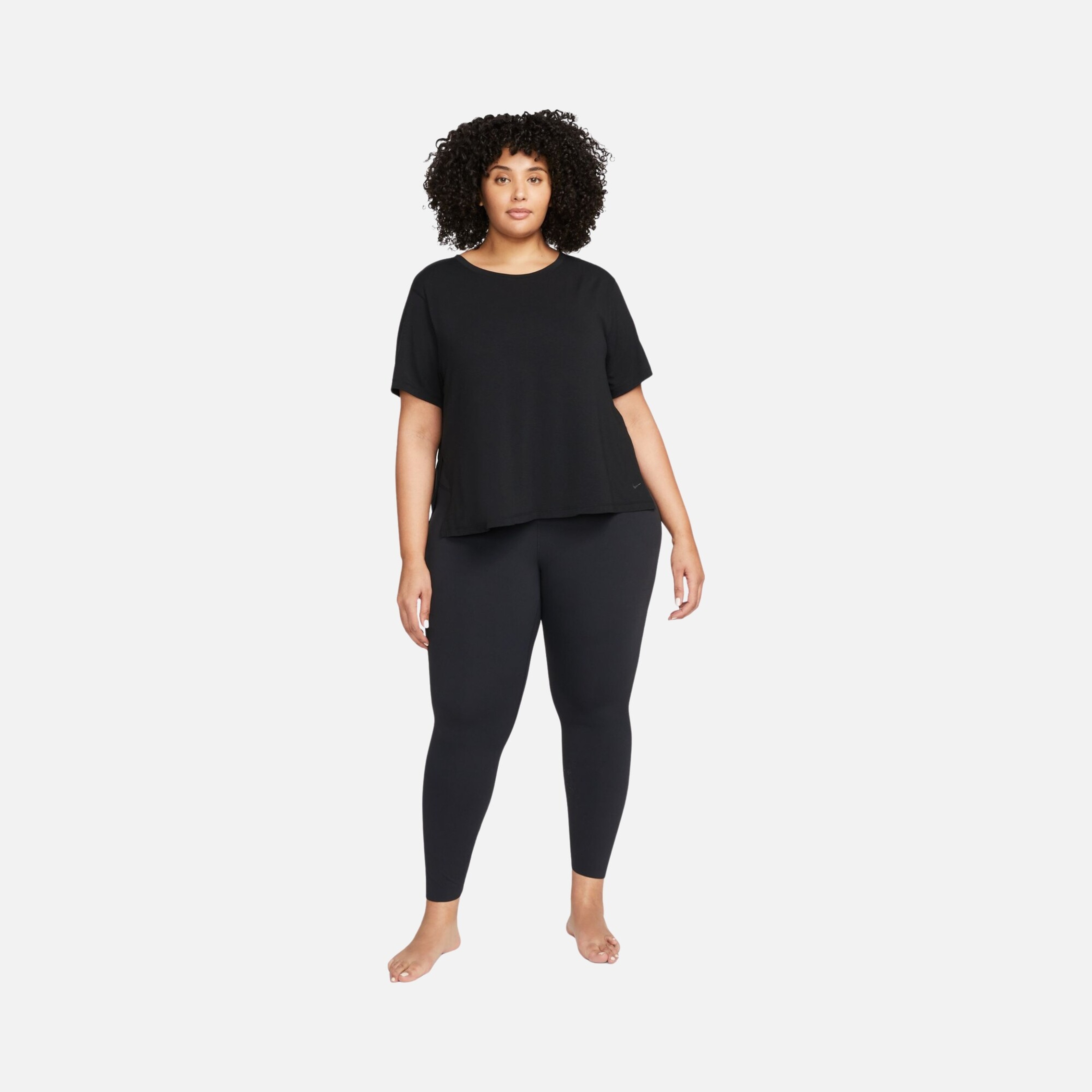 Nike Yoga Dri-Fit Short-Sleeve (Plus Size) Kadın Tişört