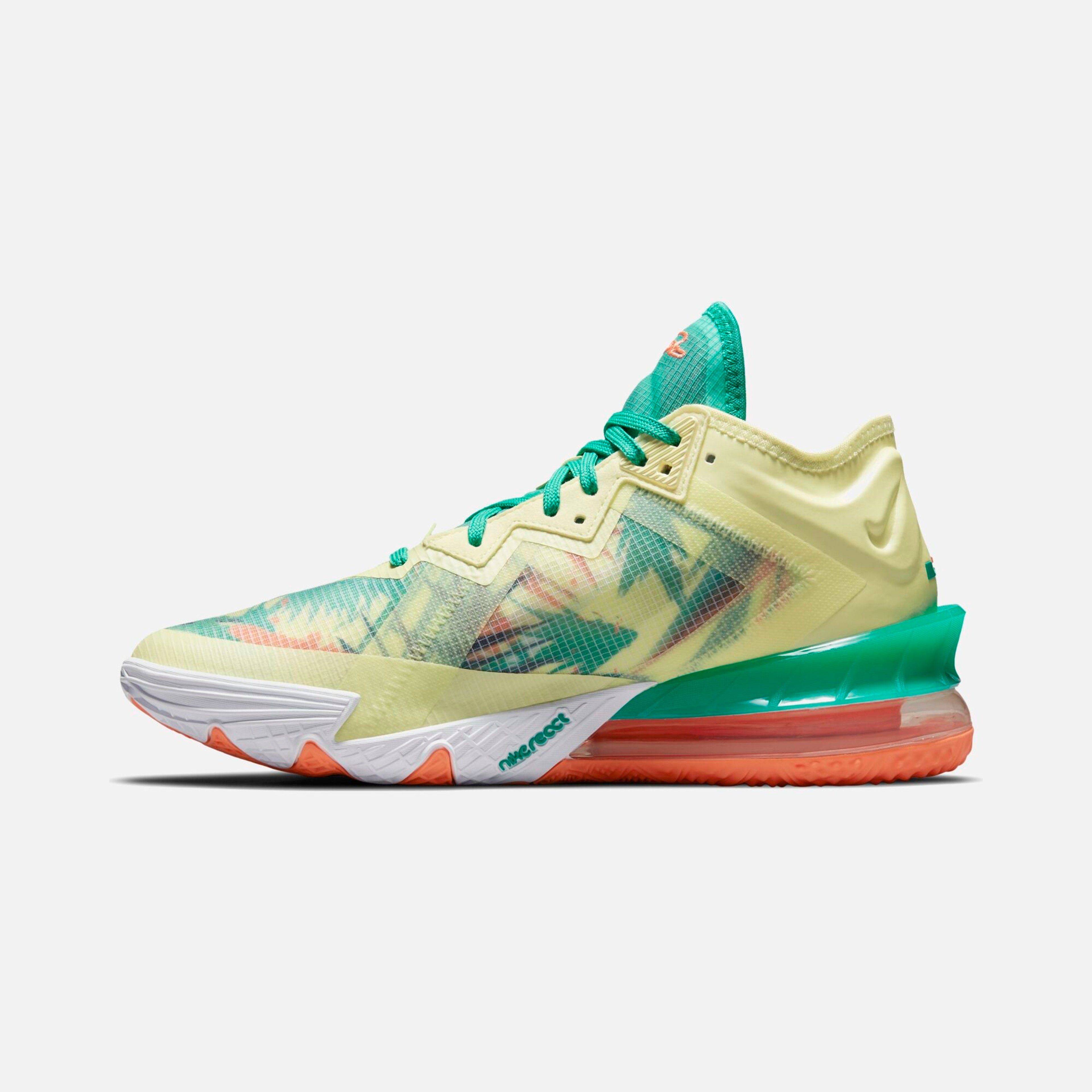 Nike LeBron James XVIII Low Erkek Basketbol Ayakkabısı