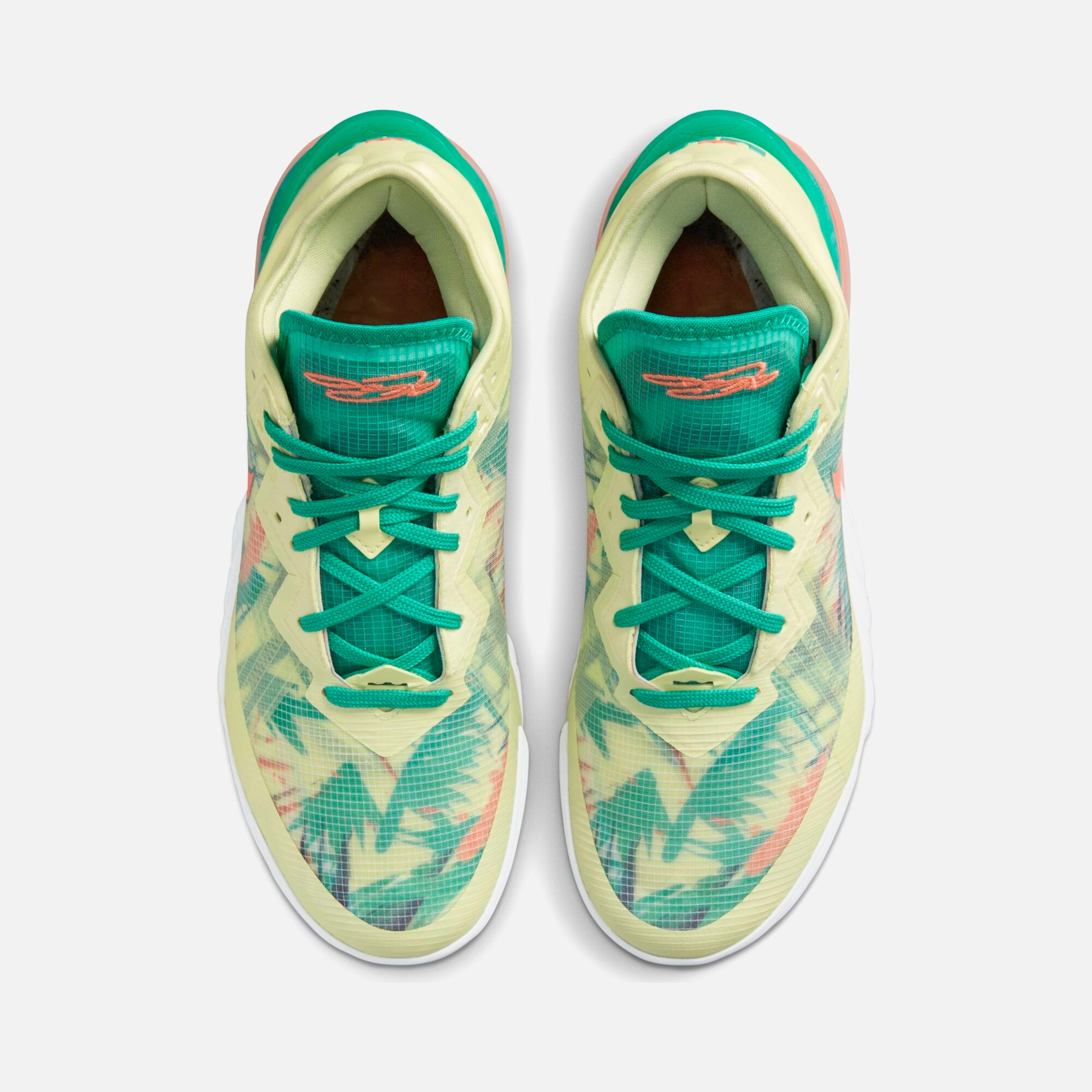 Nike LeBron James XVIII Low Erkek Basketbol Ayakkabısı