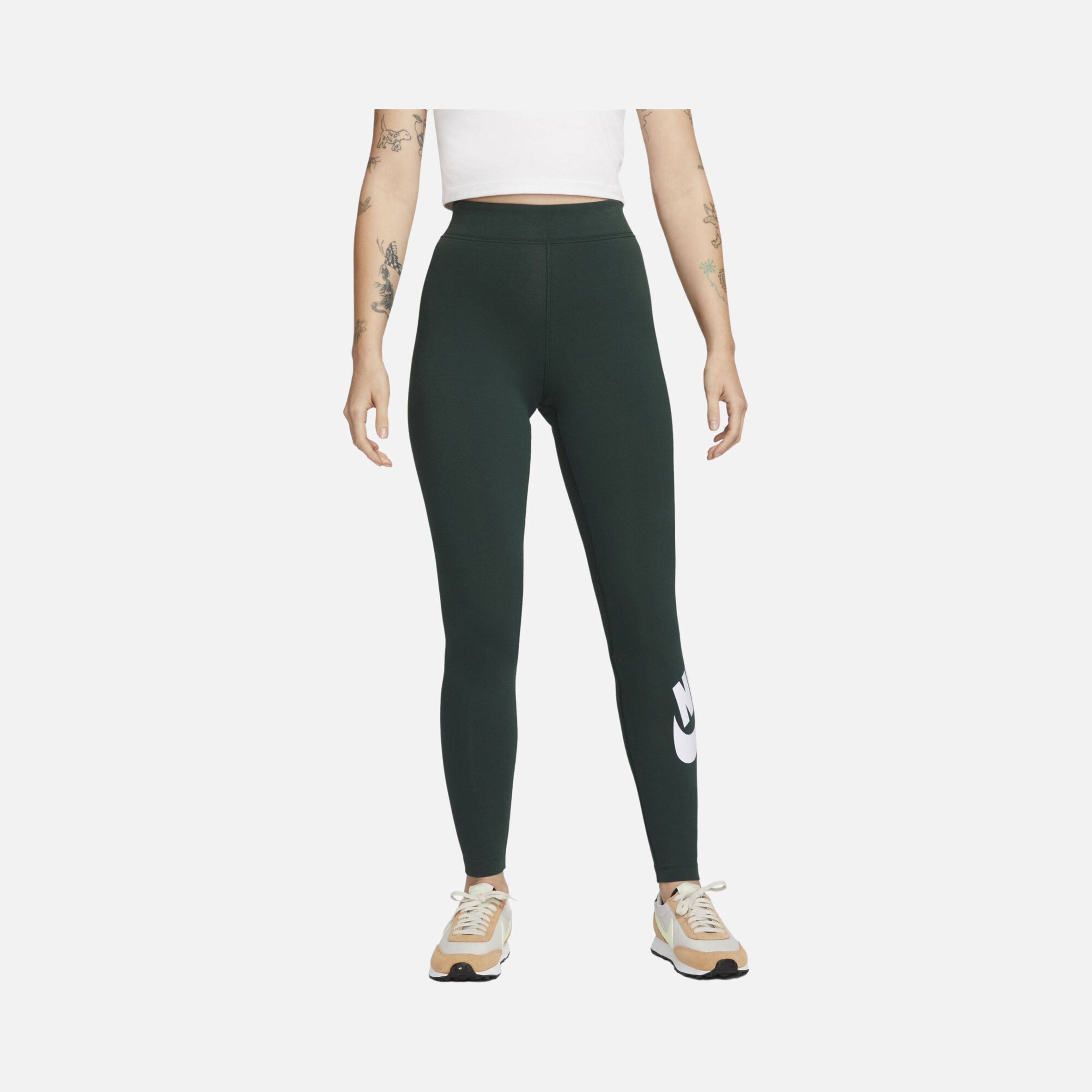 Nike Sportswear Essential High-Rise Kadın Tayt