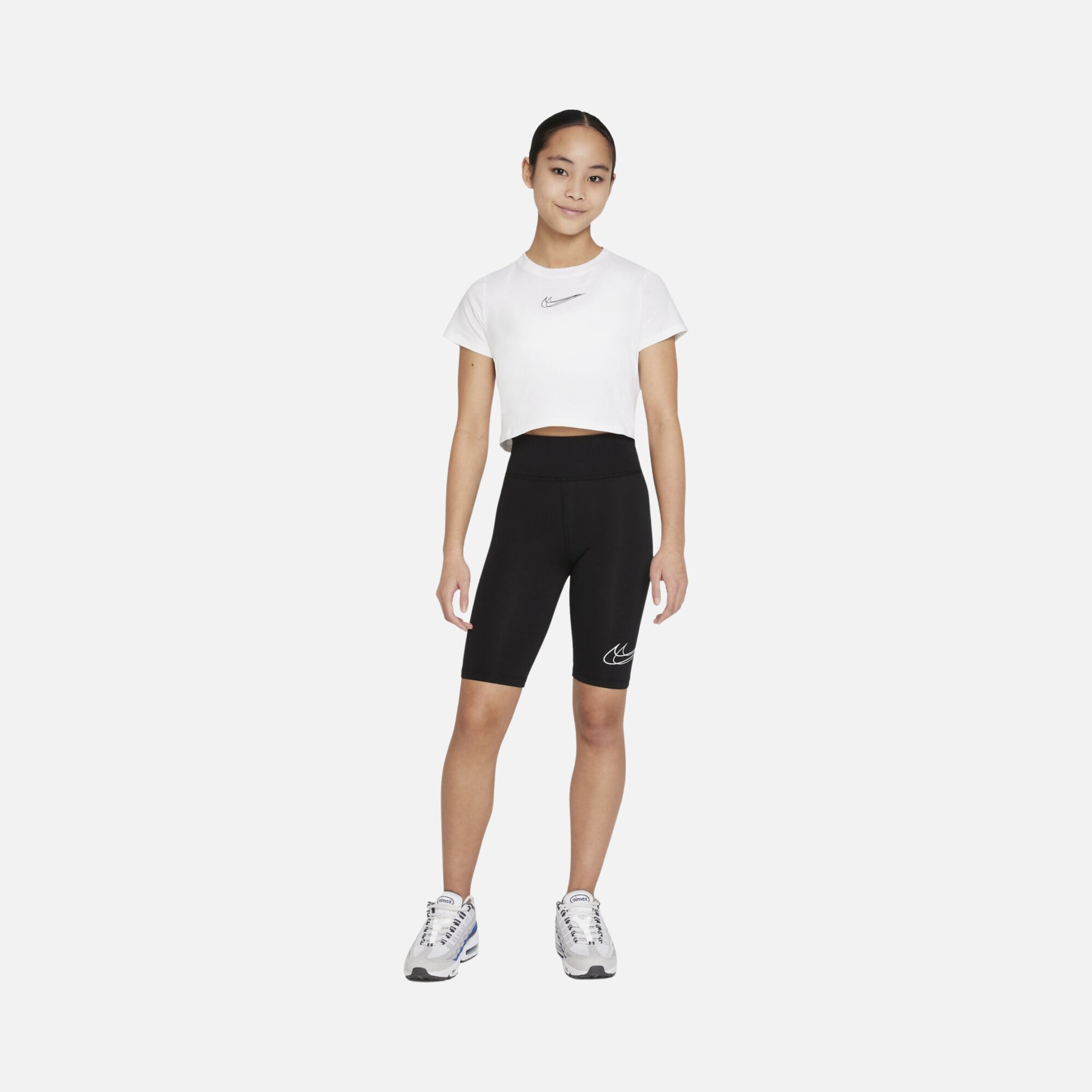 Nike Sportswear Dance Printed Swoosh Cropped Short-Sleeve (Girls') Çocuk Tişört