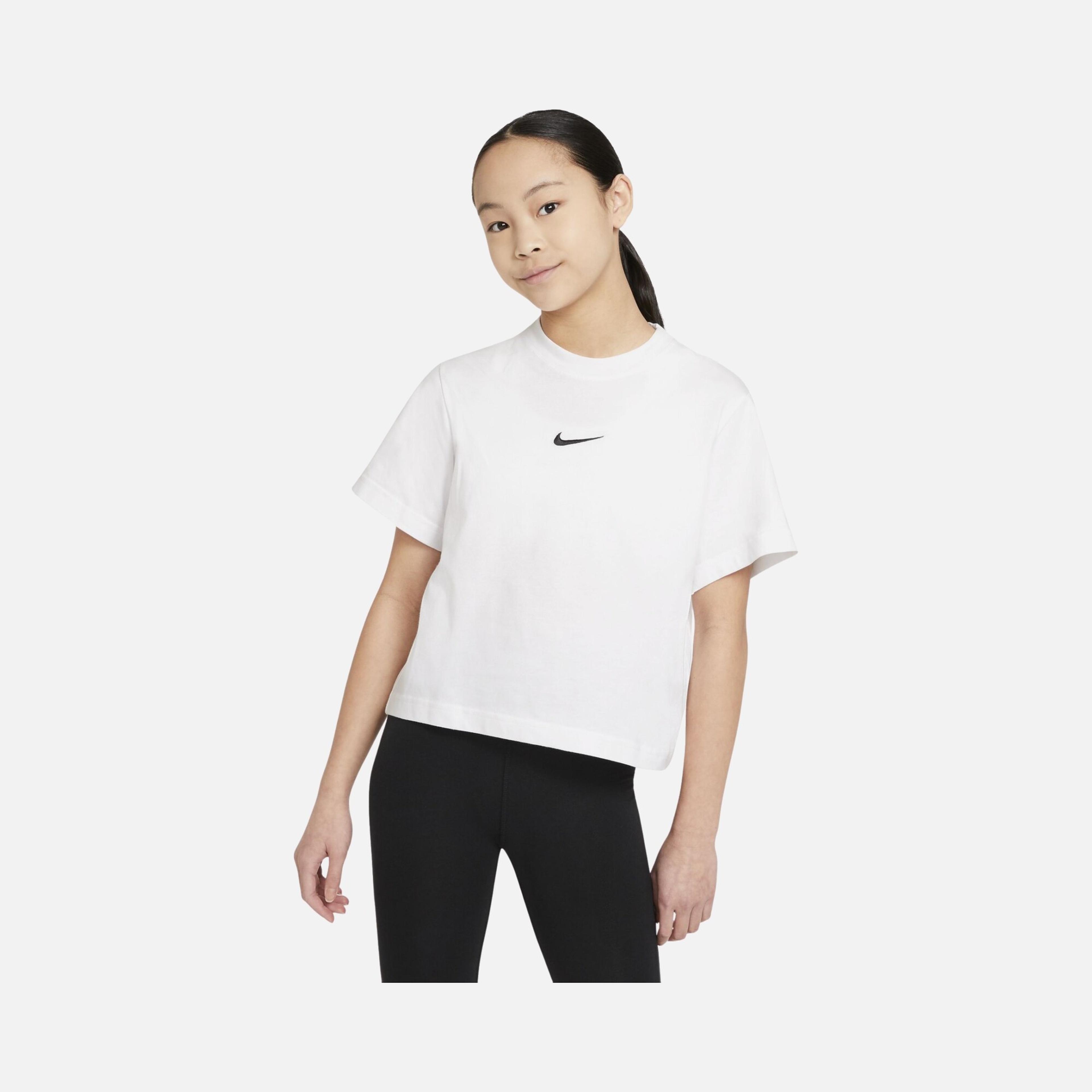 Nike Sportswear Essential Boxy Short-Sleeve (Girls') Çocuk Tişört