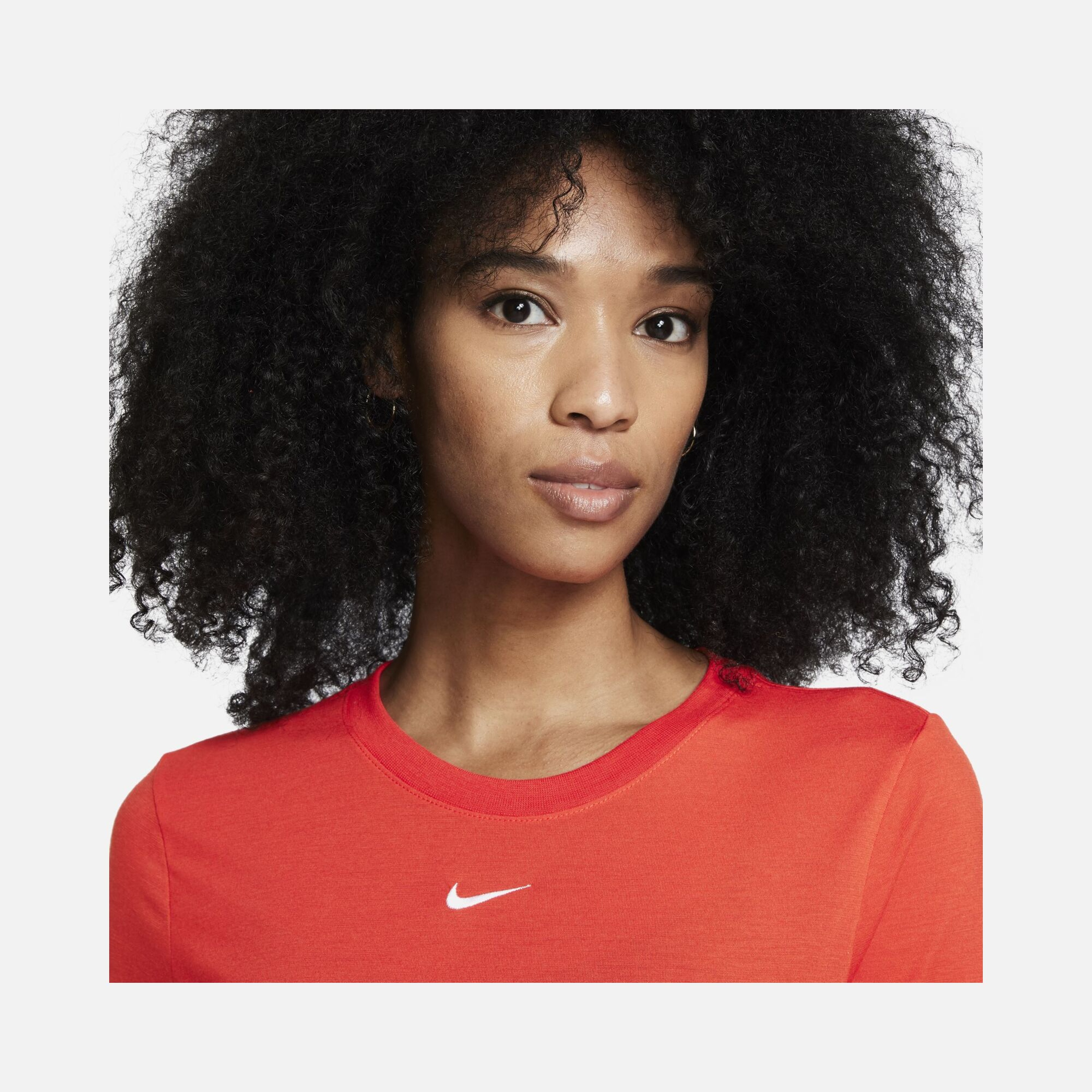 Nike Sportswear Essential Slim Crop-Top Kadın Tişört