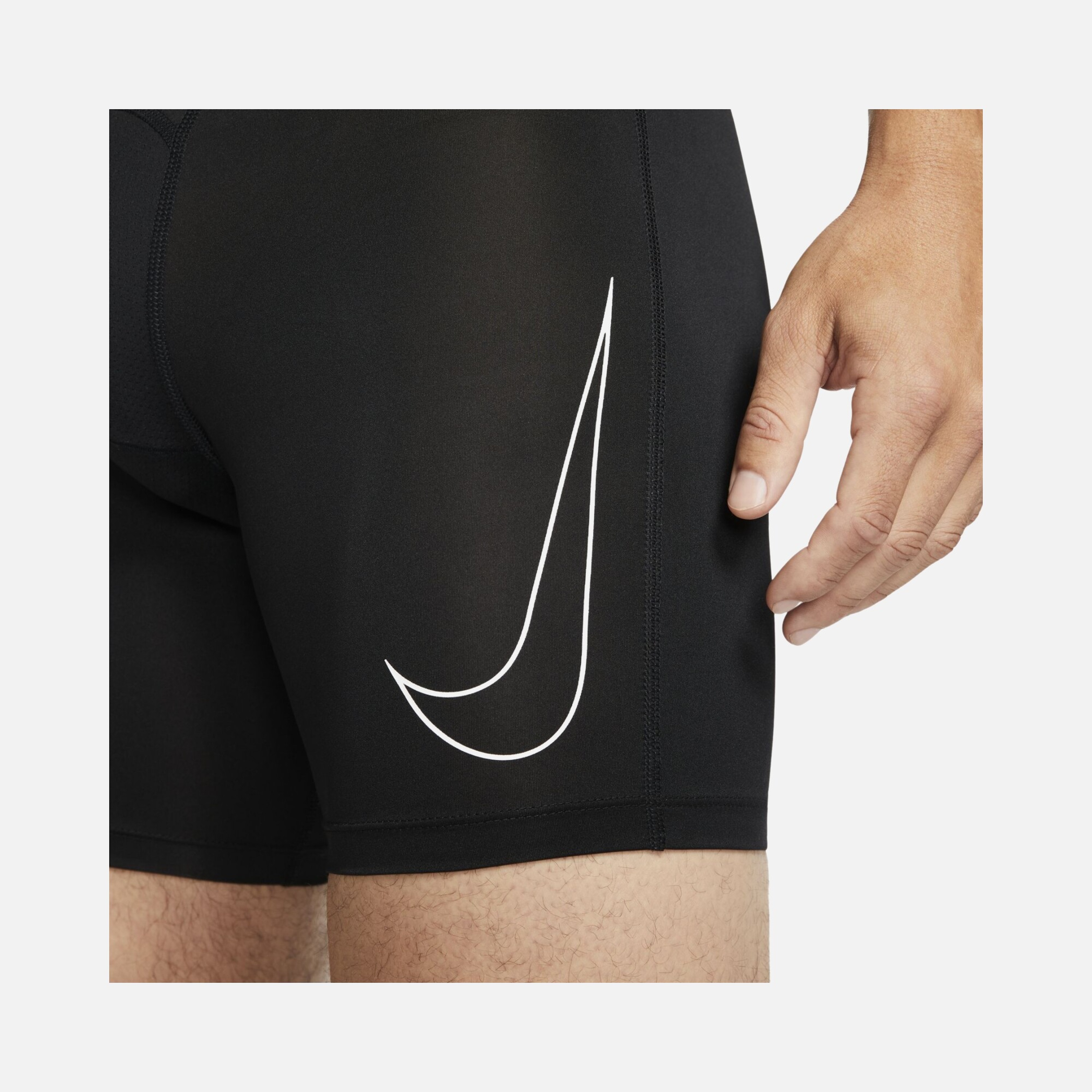 Nike Pro Dri-Fit Erkek Şort