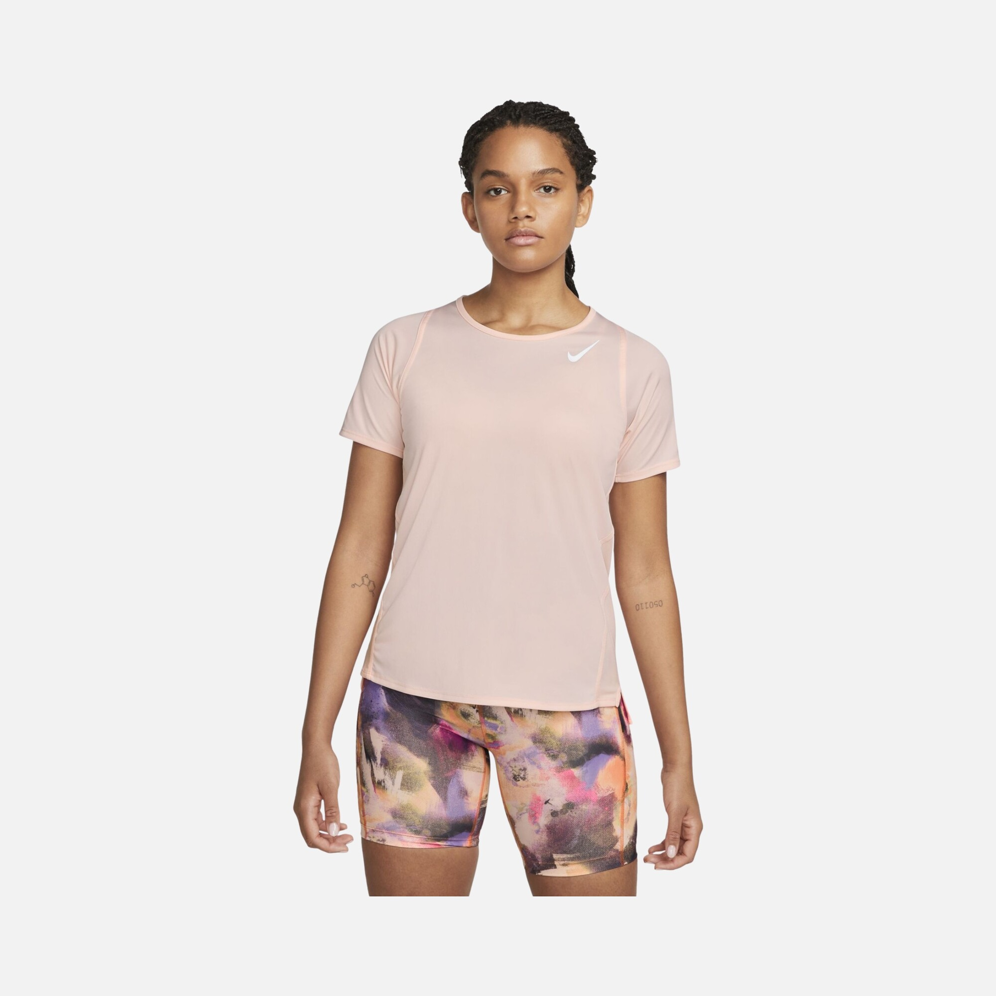 Nike Dri-Fit Race Running Short-Sleeve Kadın Tişört