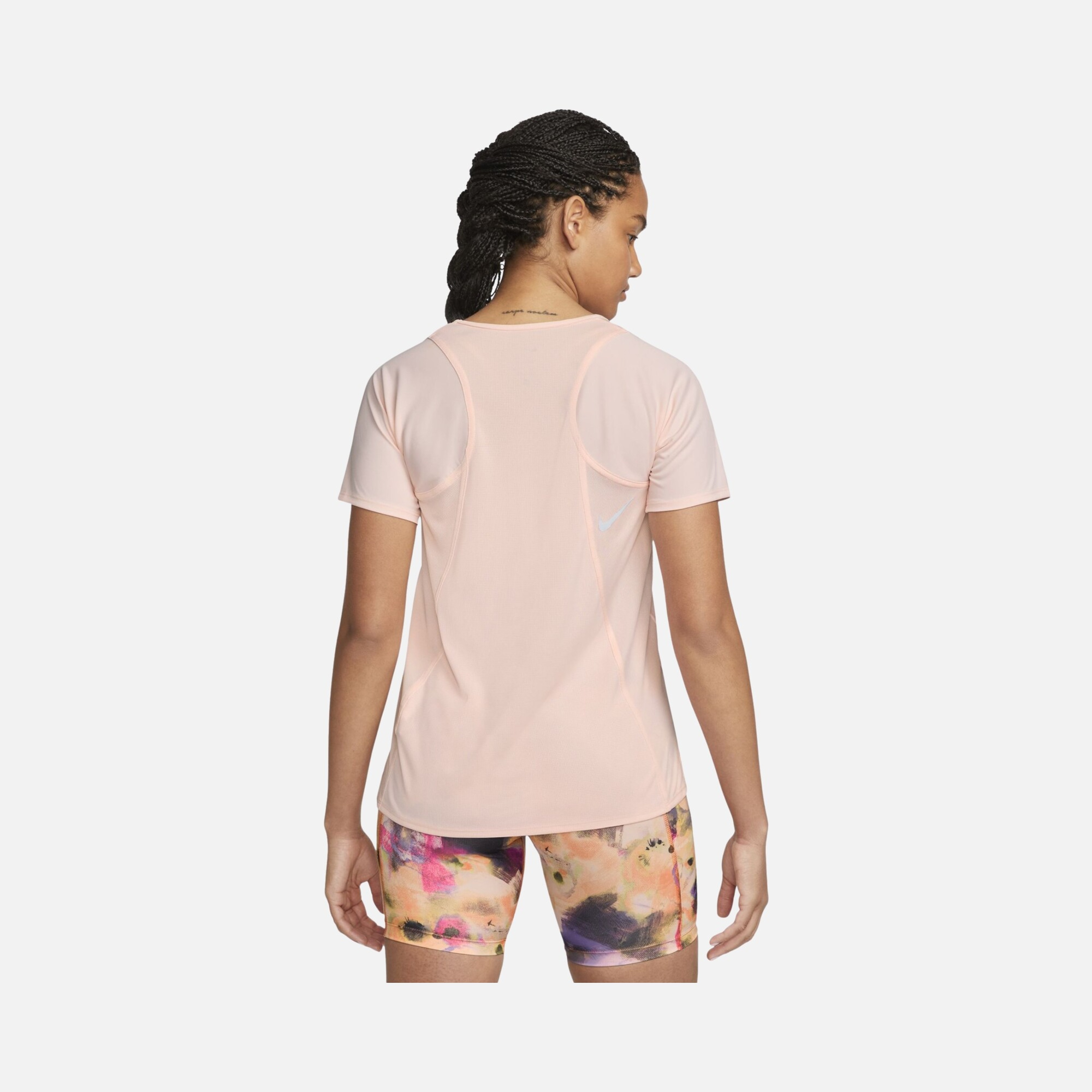 Nike Dri-Fit Race Running Short-Sleeve Kadın Tişört