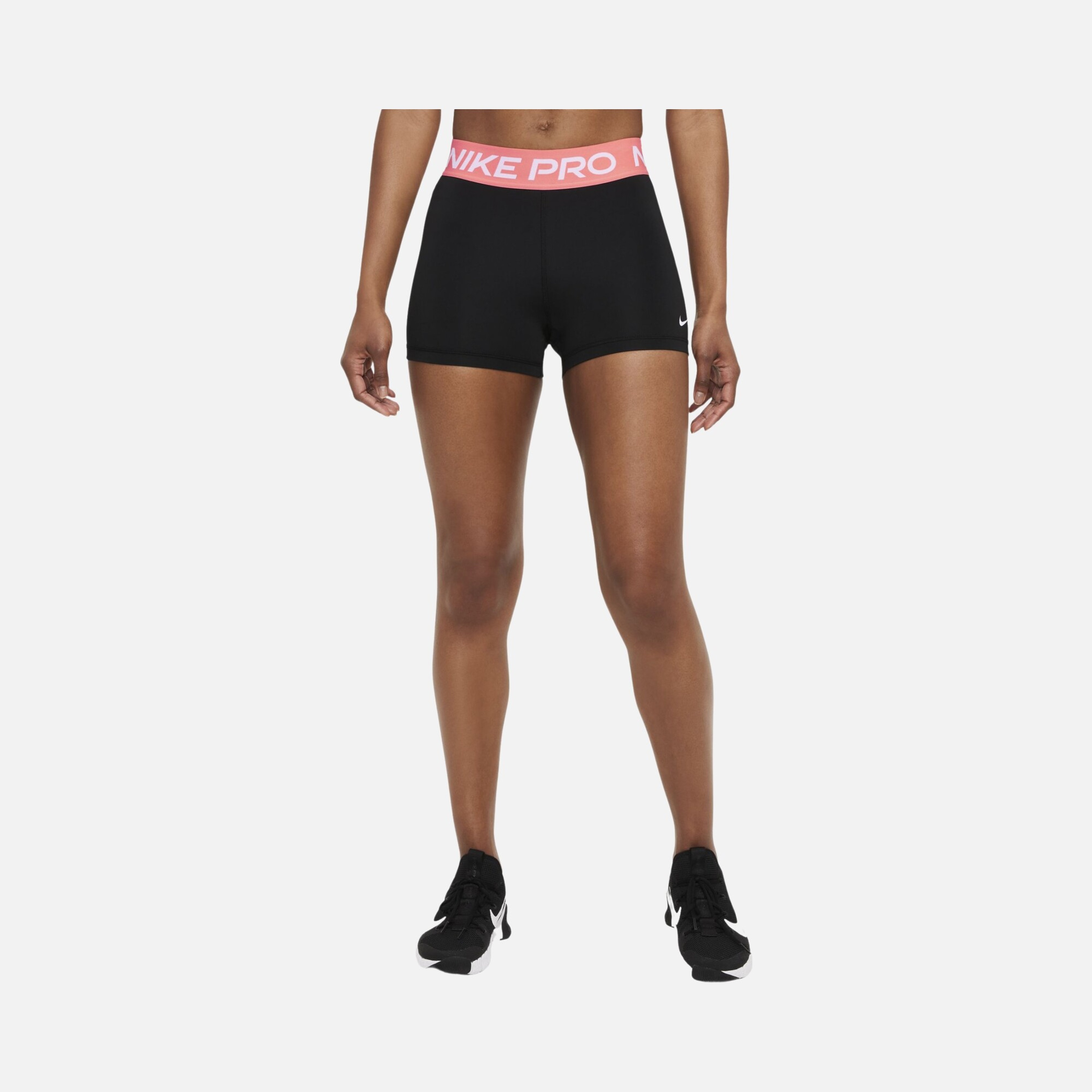 Nike Pro 8 cm Training Kadın Şort