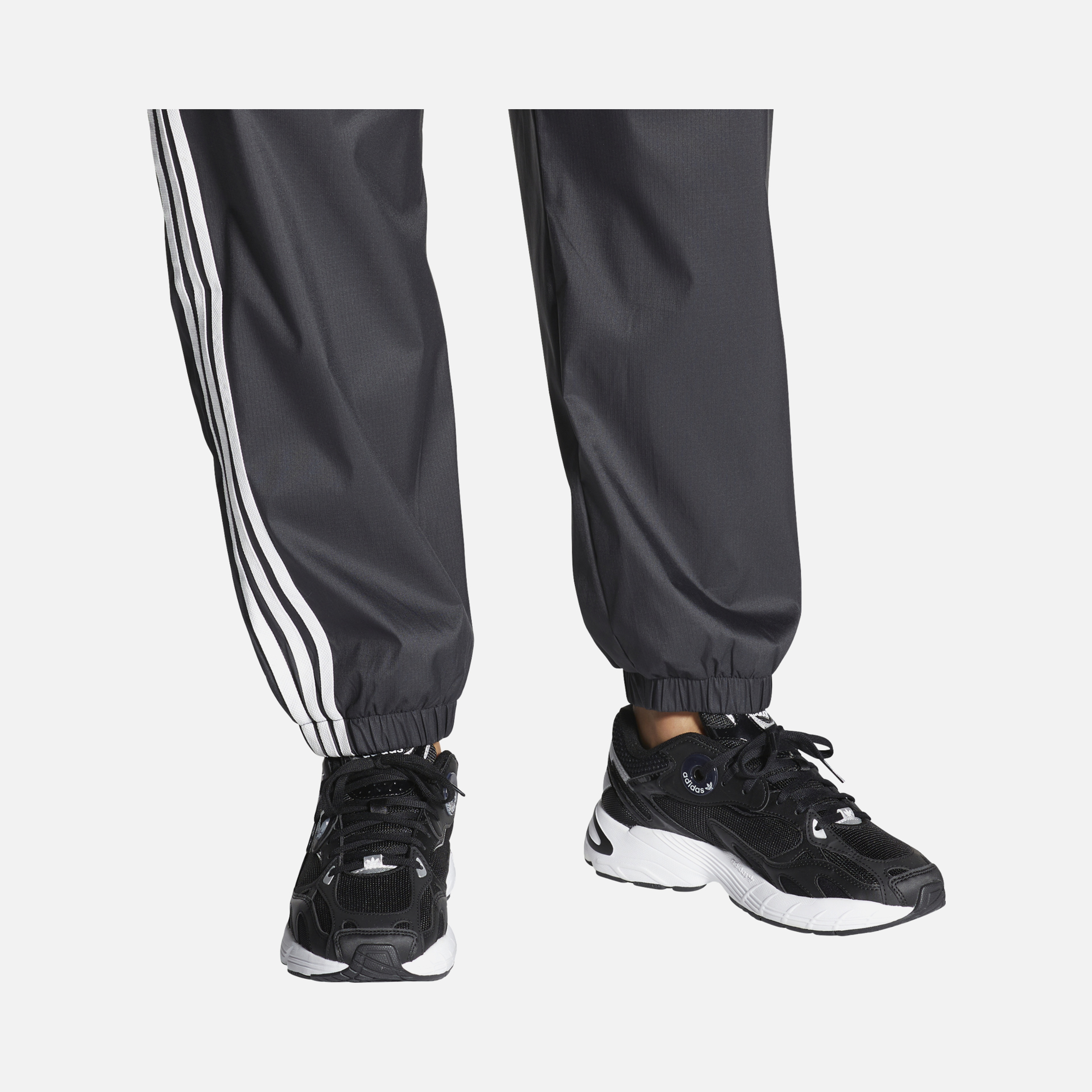 adidas Astir Kadın Spor Ayakkabı