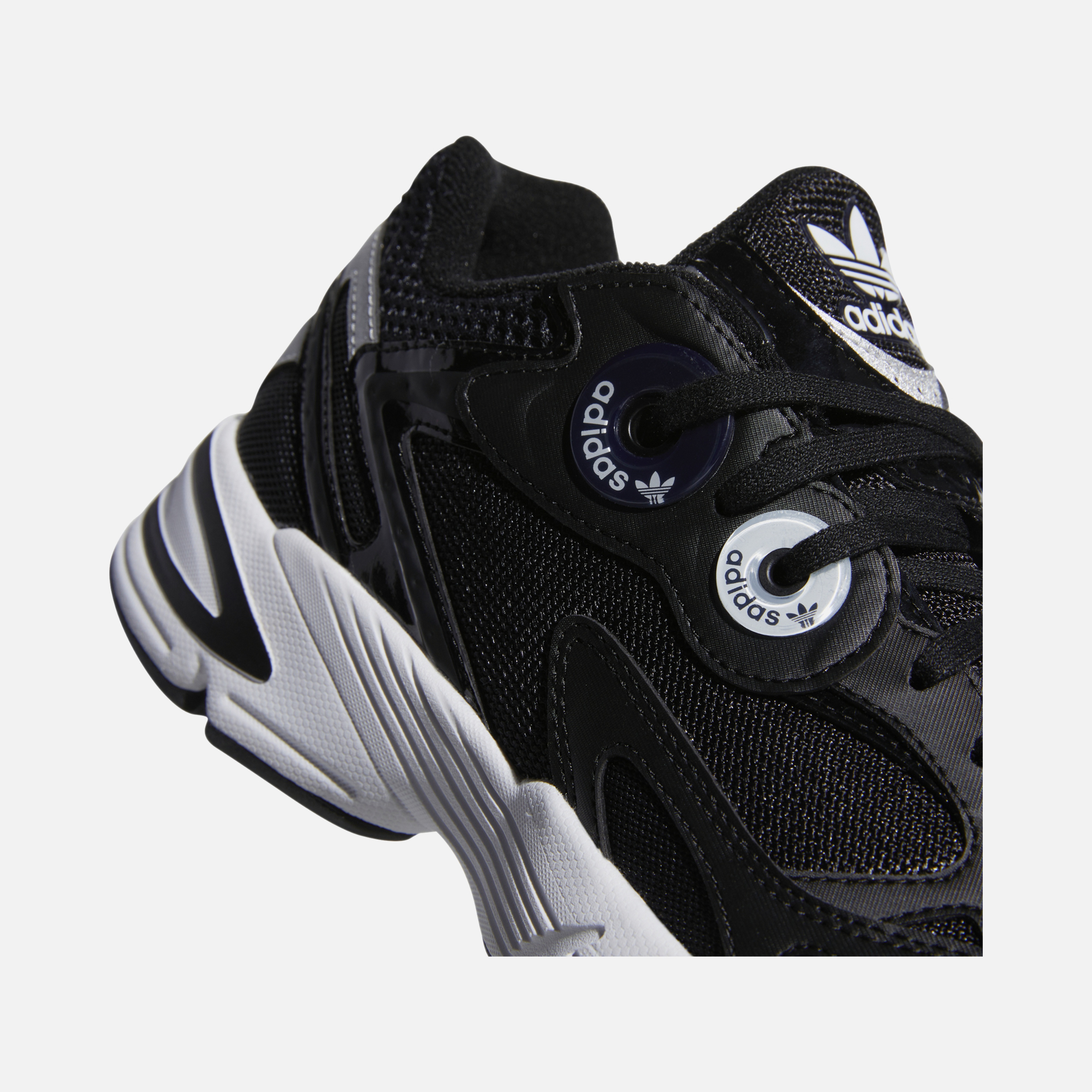 adidas Astir Kadın Spor Ayakkabı