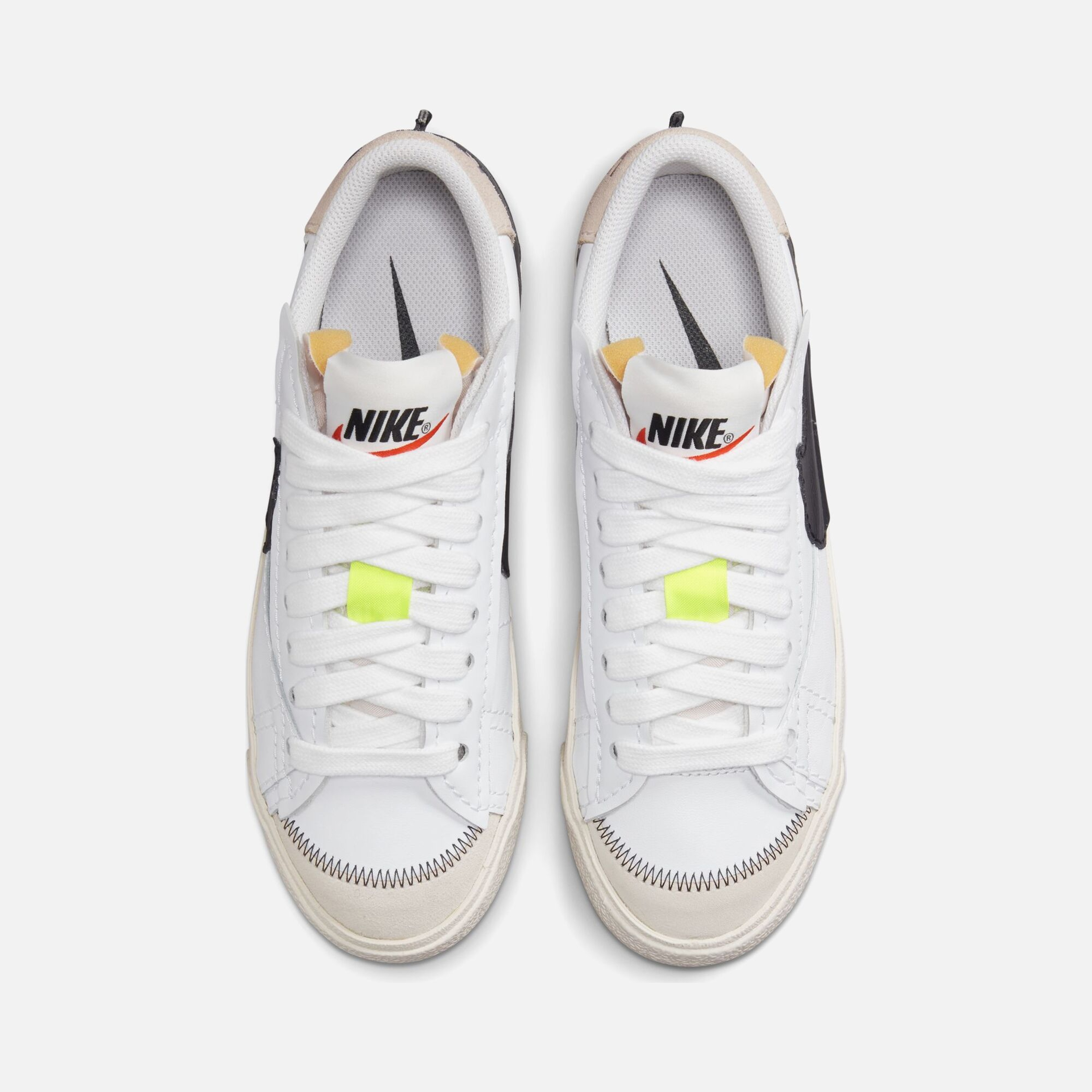 Nike Blazer Low '77 Jumbo Swoosh Kadın Spor Ayakkabı