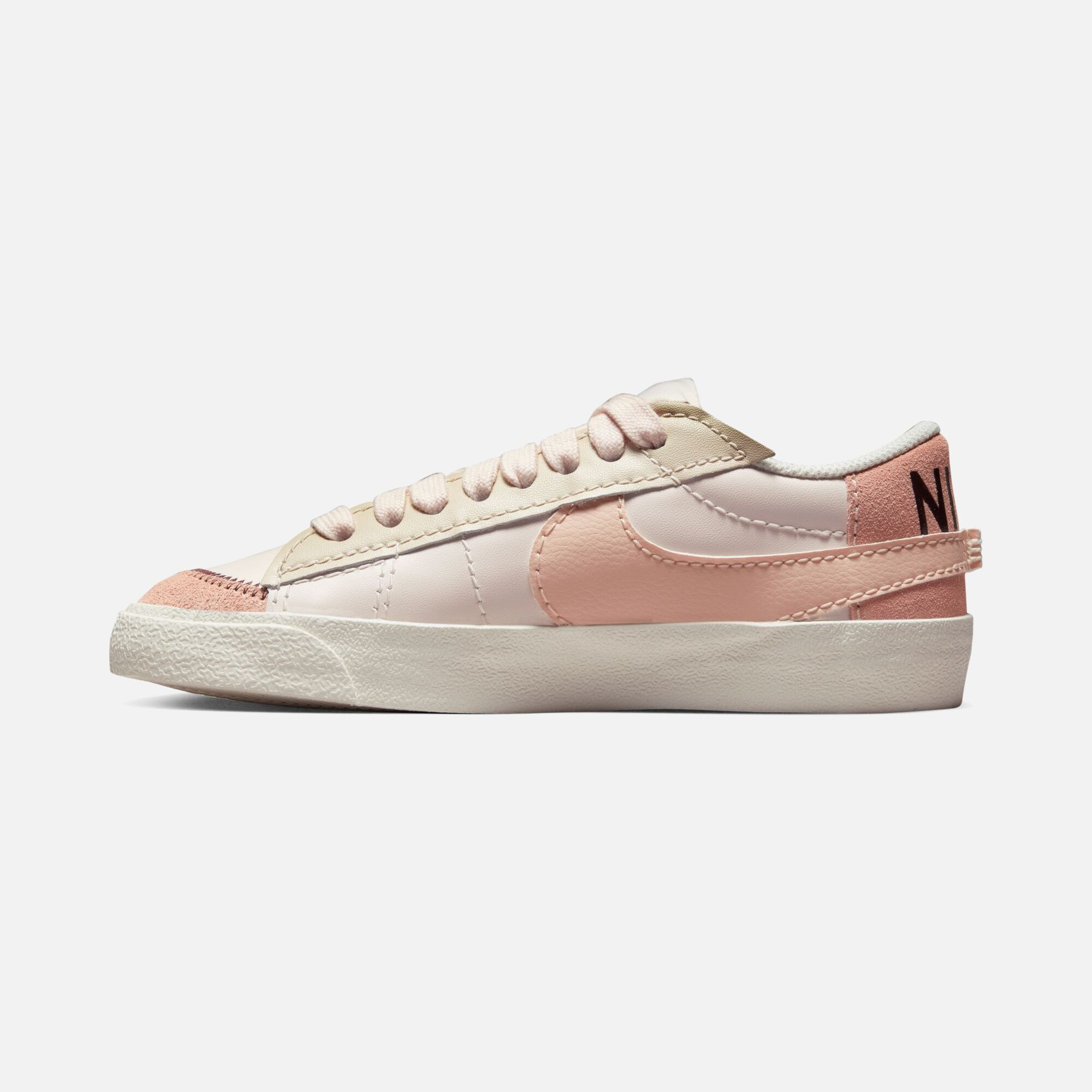 Nike Blazer Low '77 Jumbo Swoosh Kadın Spor Ayakkabı