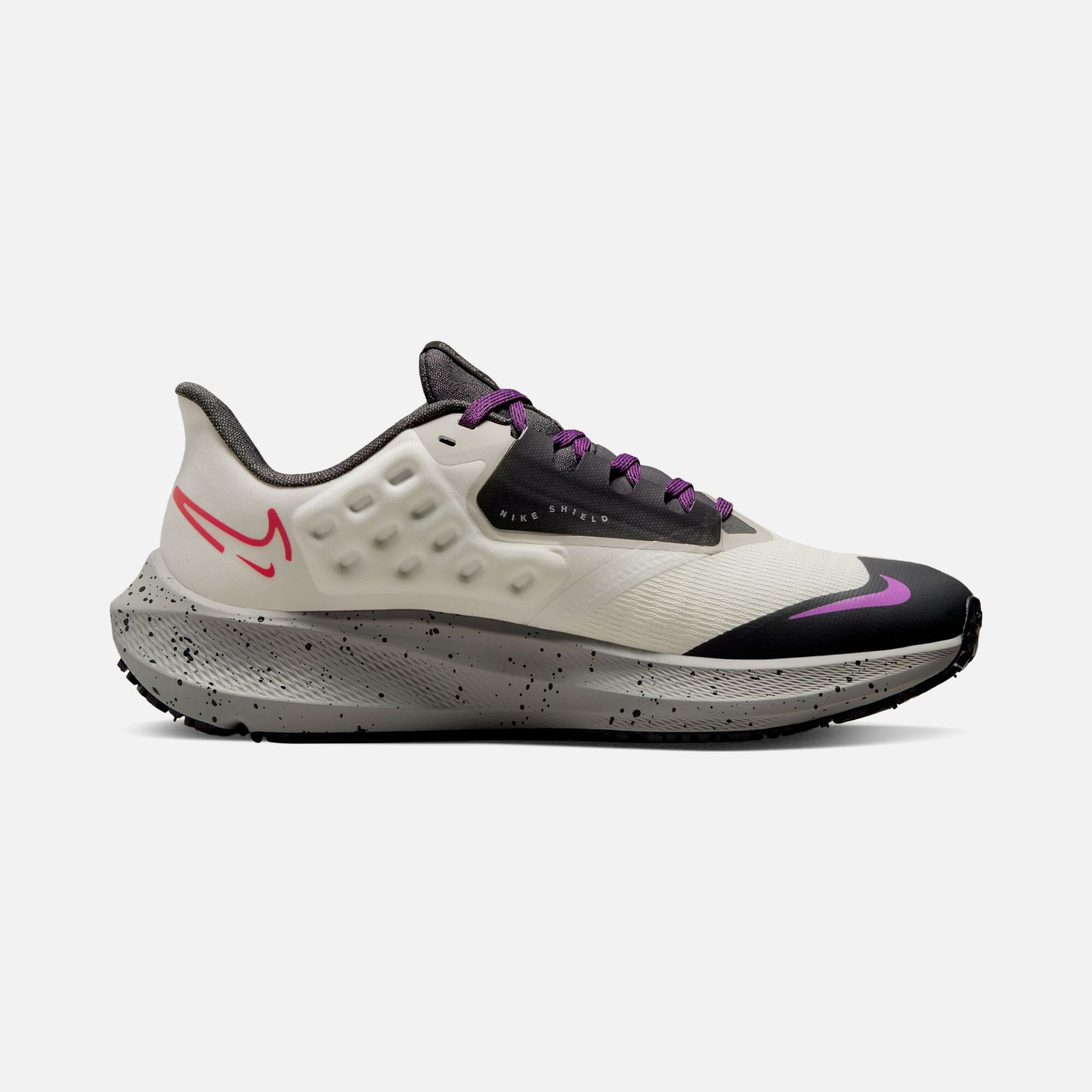 Nike Air Zoom Pegasus 39 Shield Weatherised Road Running Kadın Spor Ayakkabı