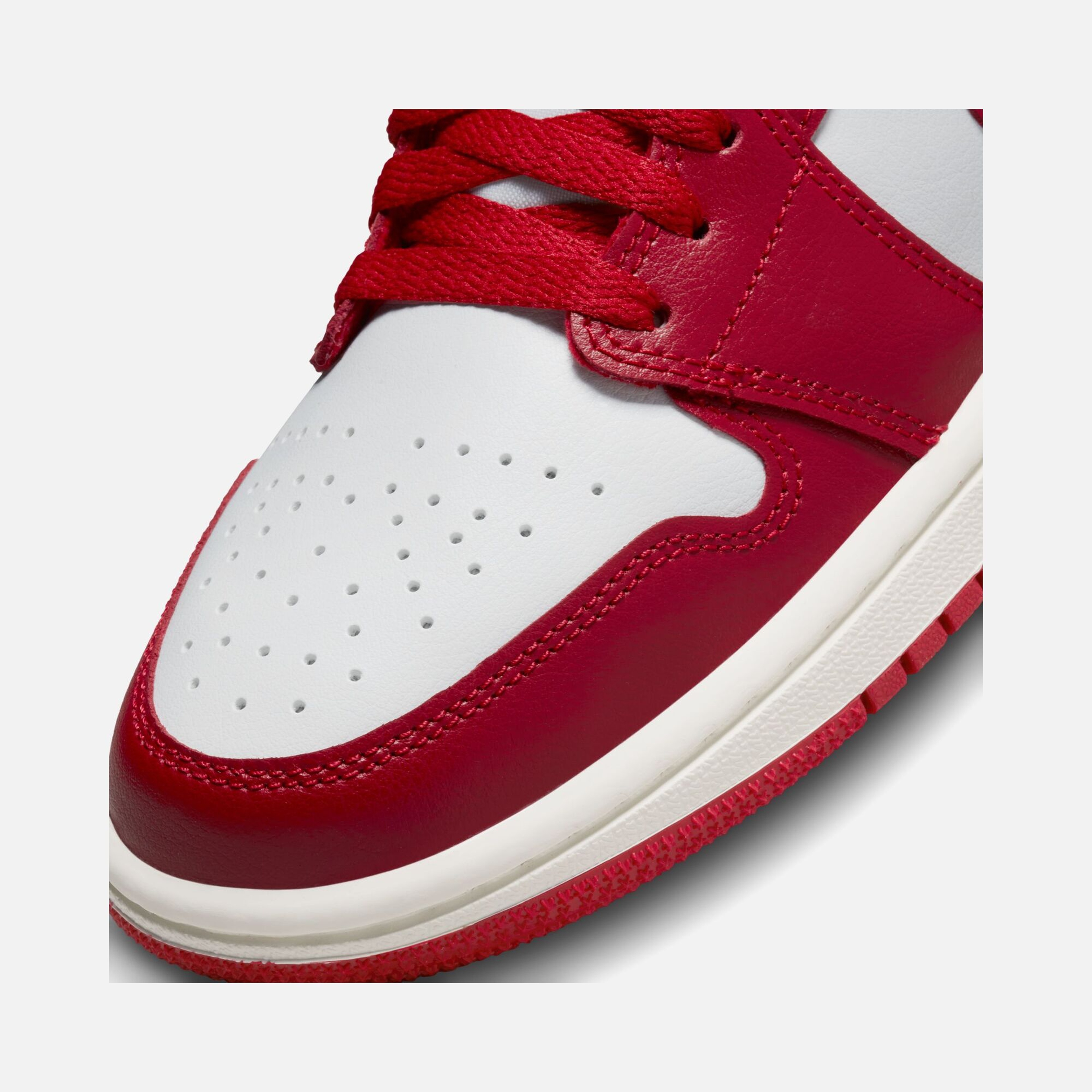 Nike Air Jordan 1 Low Kadın Spor Ayakkabı