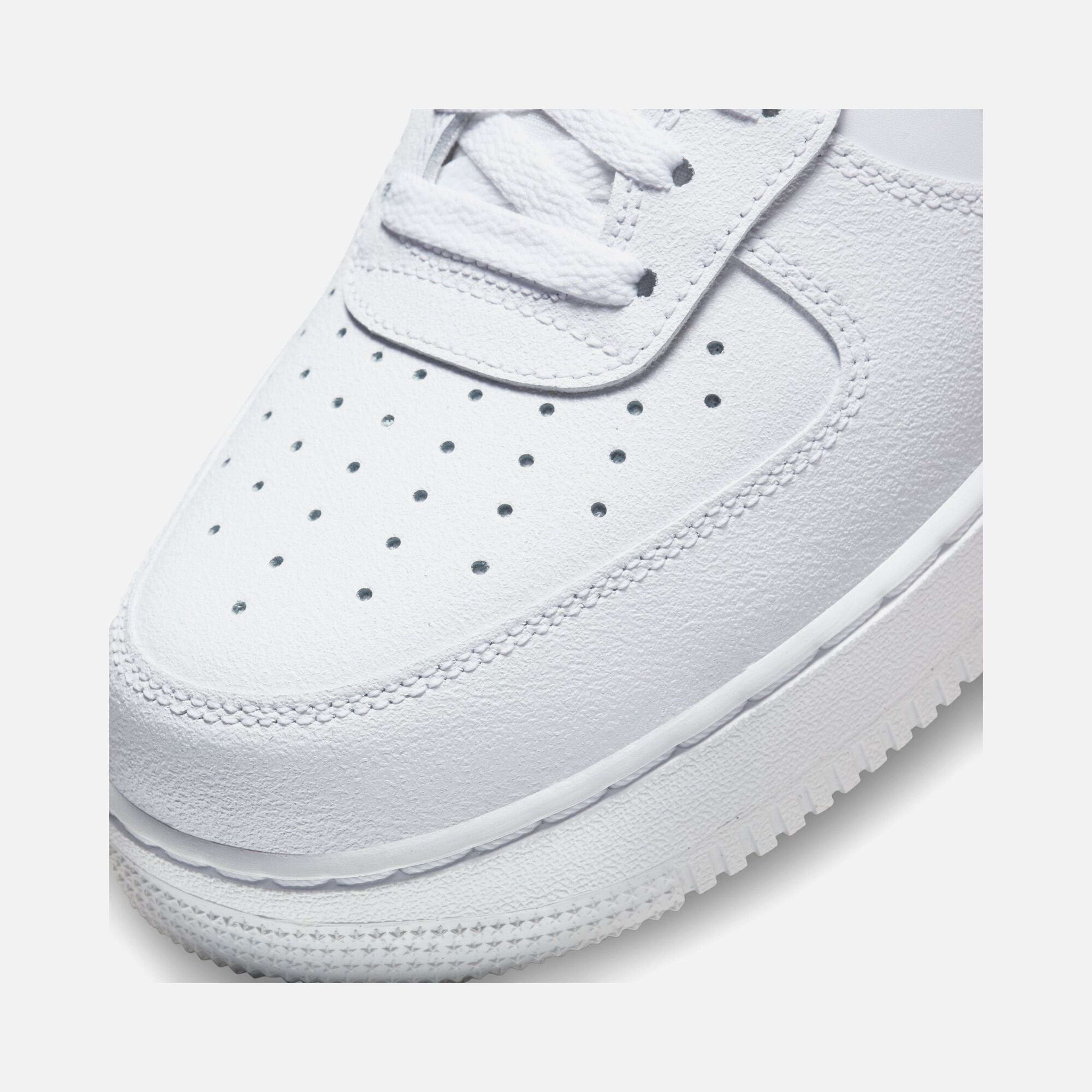 Nike Air Force 1 '07 Erkek Spor Ayakkabı