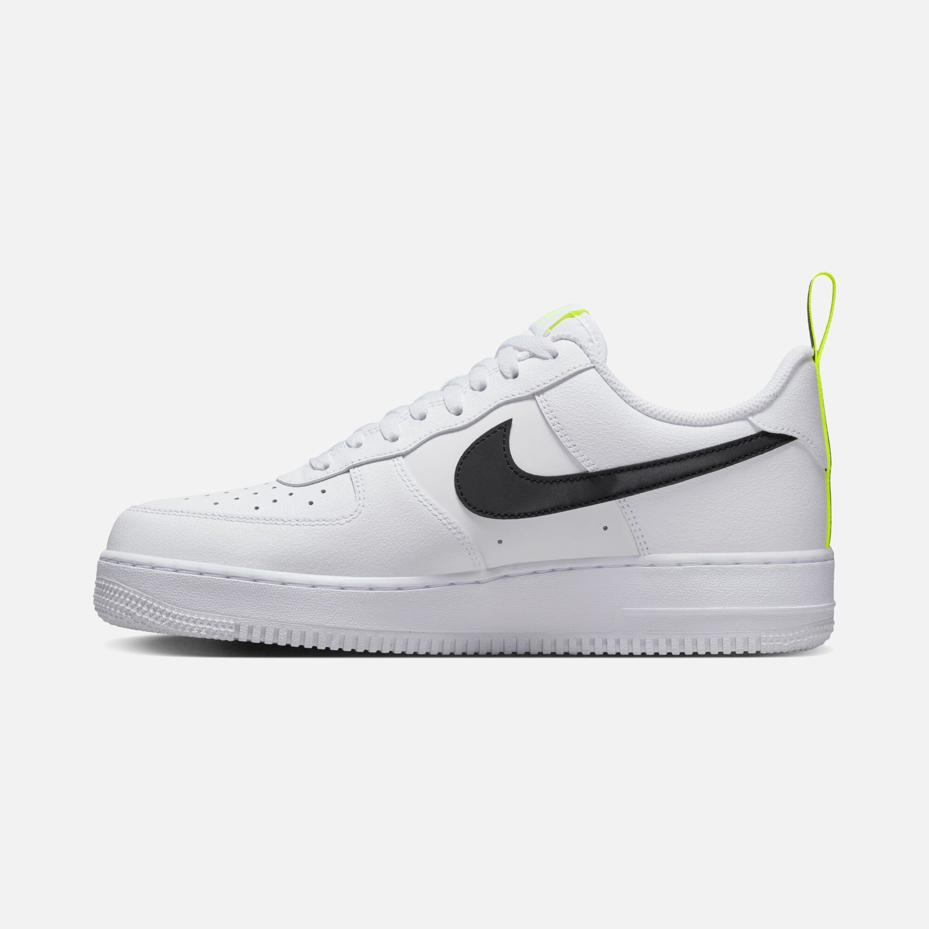 Nike Air Force 1 '07 Erkek Spor Ayakkabı