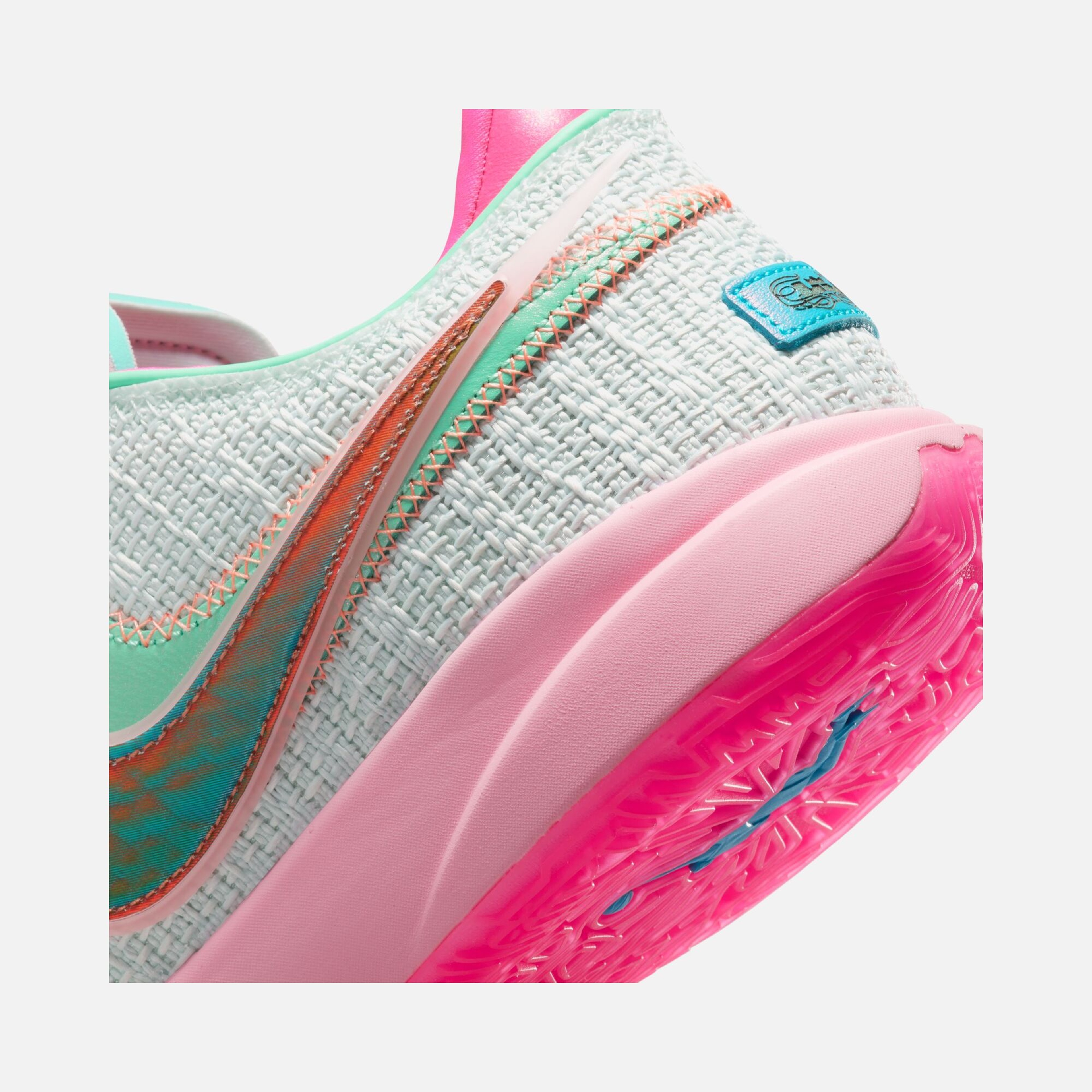 Nike LeBron XX Erkek Basketbol Ayakkabısı