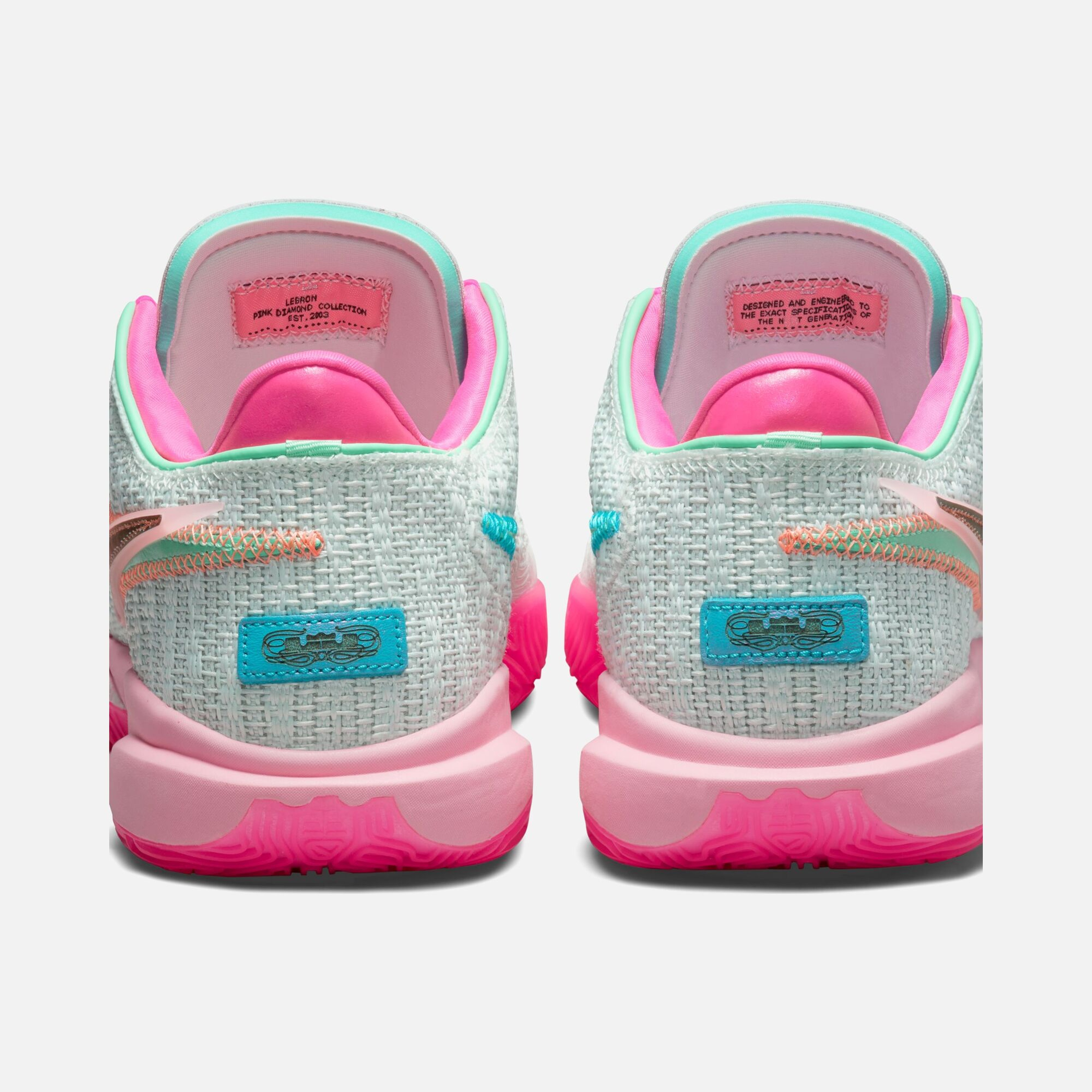Nike LeBron XX Erkek Basketbol Ayakkabısı