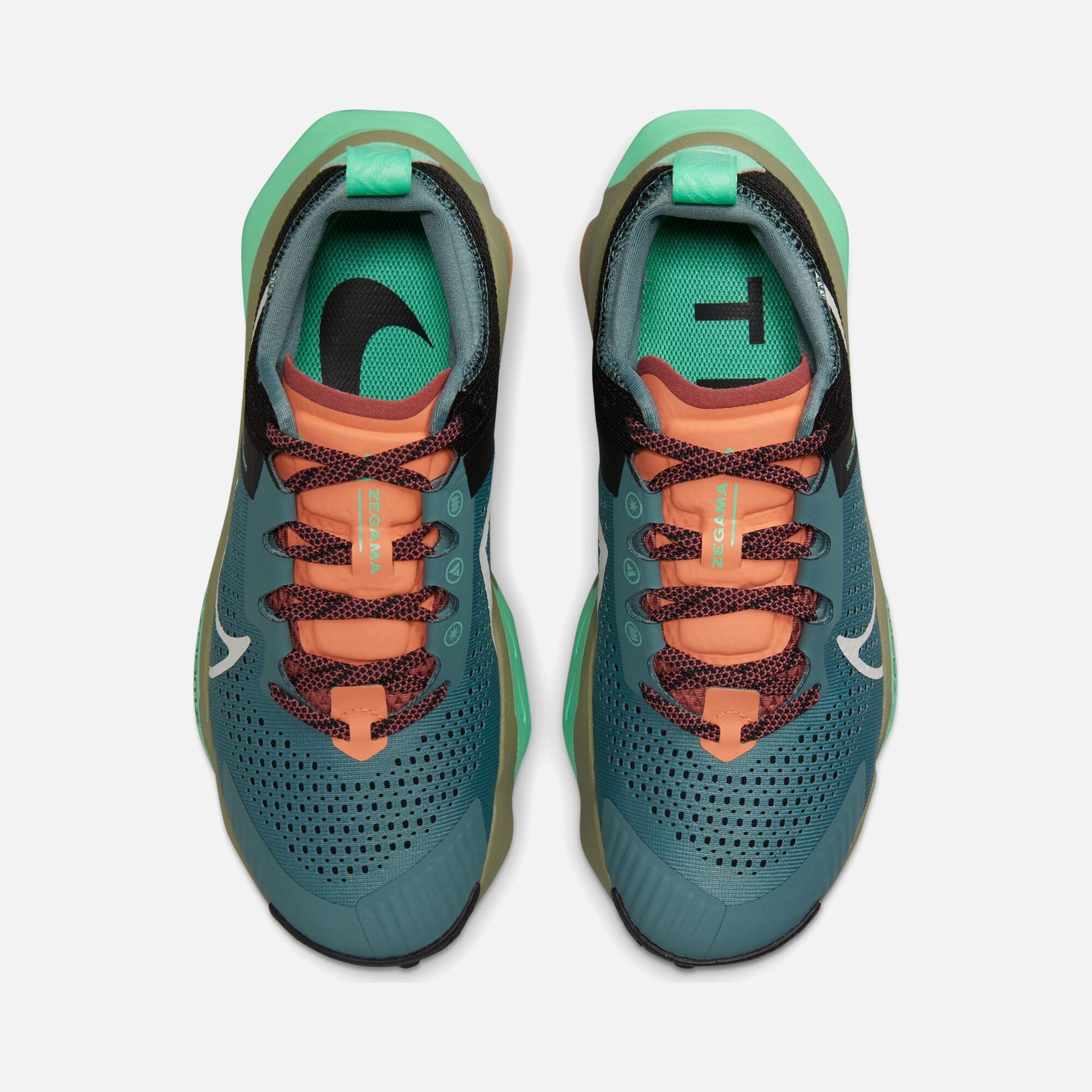 Nike ZoomX Zegama Trail-Running Kadın Spor Ayakkabı