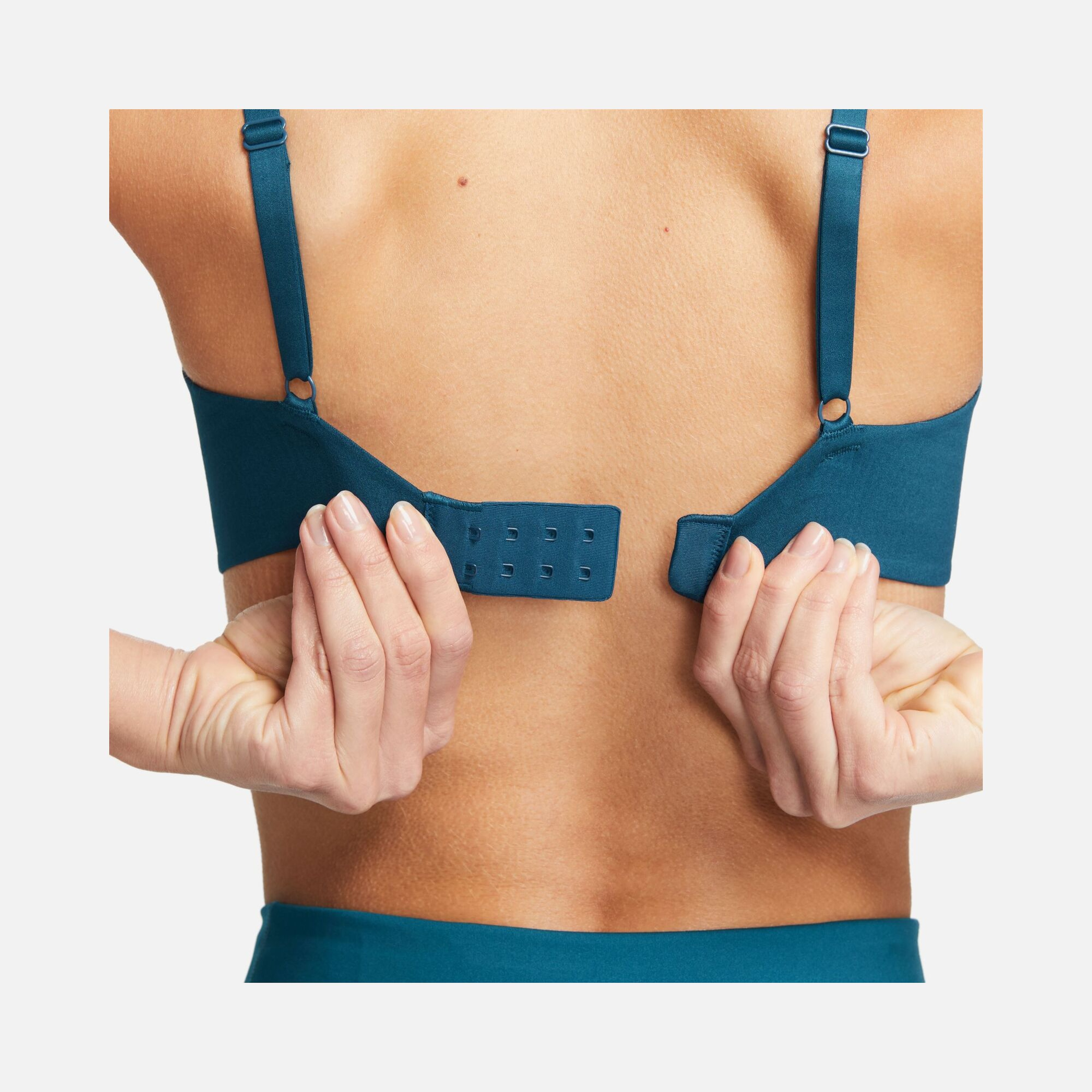 Nike Alate Minimalist Light-Support Padded Kadın Bra