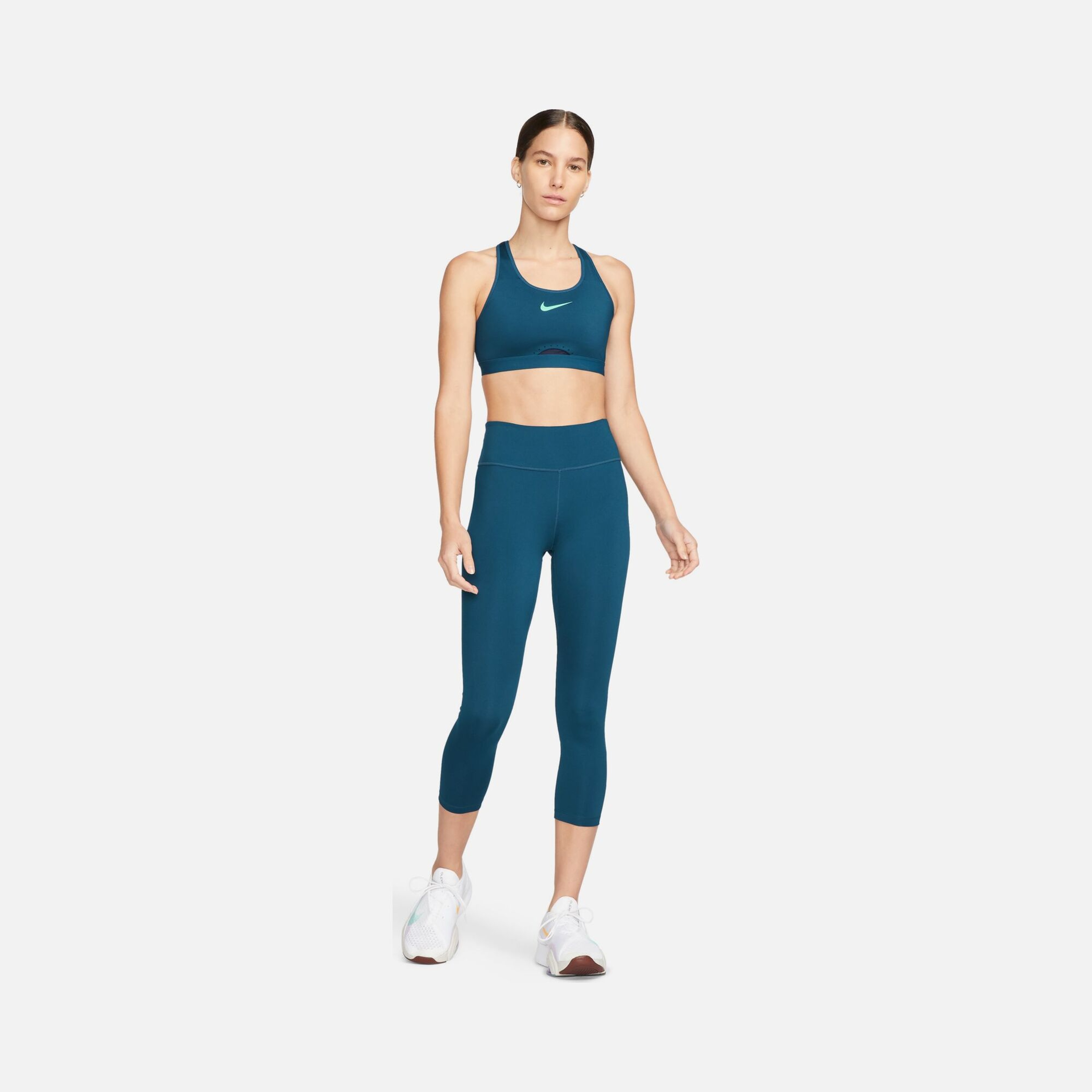 Nike Dri-Fit Swoosh High-Support Sports Kadın Bra