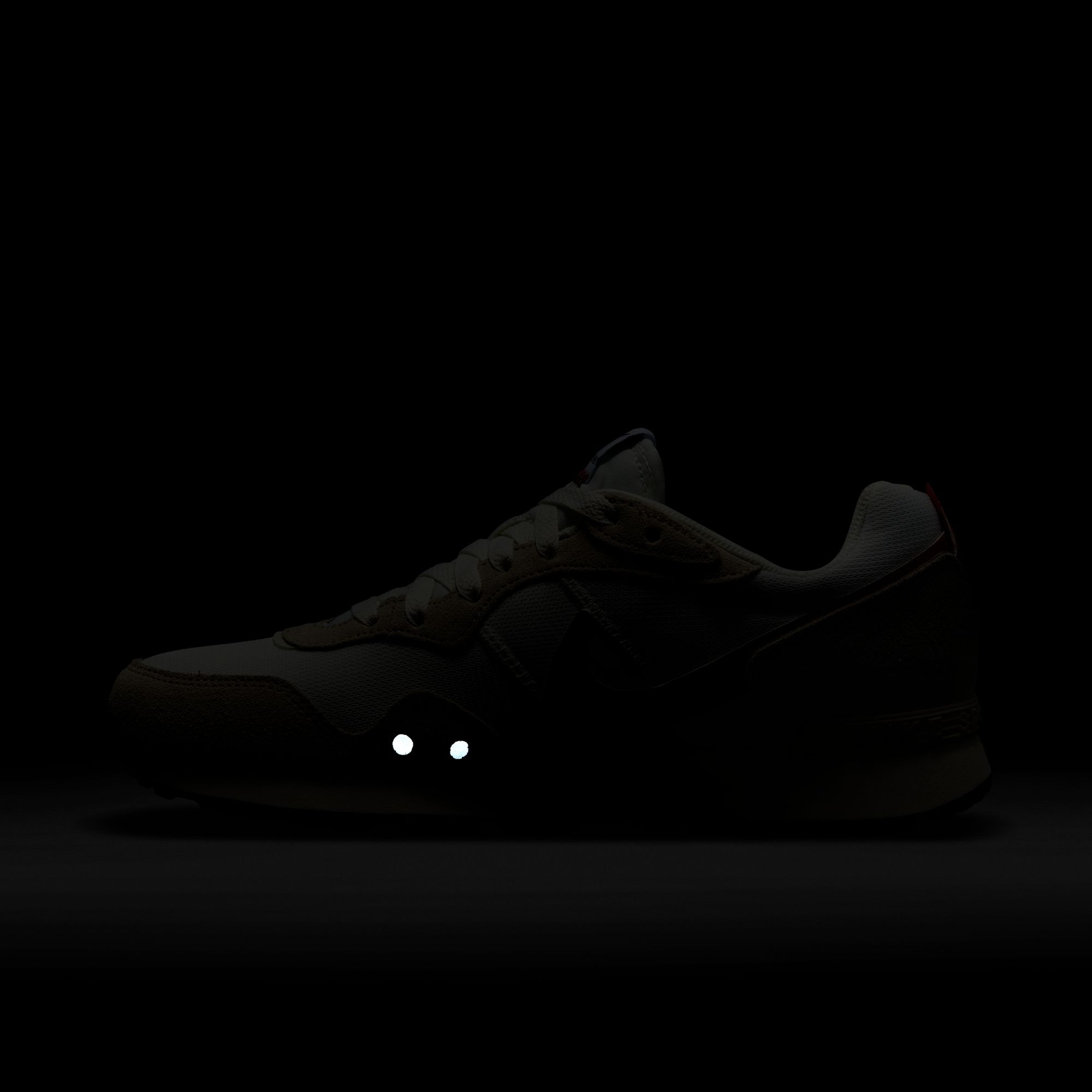 Nike Venture Runner Kadın Spor Ayakkabı