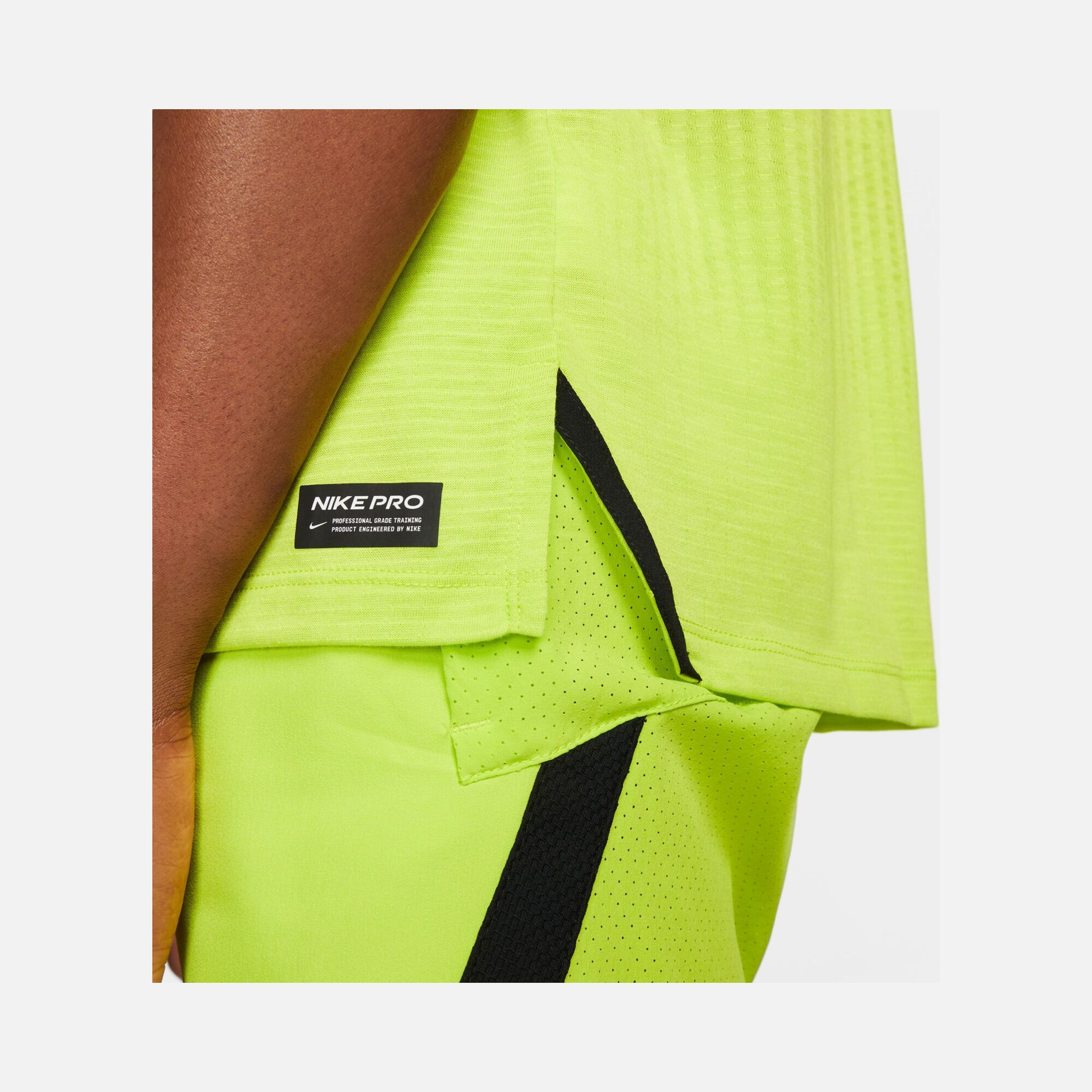 Nike Pro Dri-Fit ADV Training Short-Sleeve Erkek Tişört