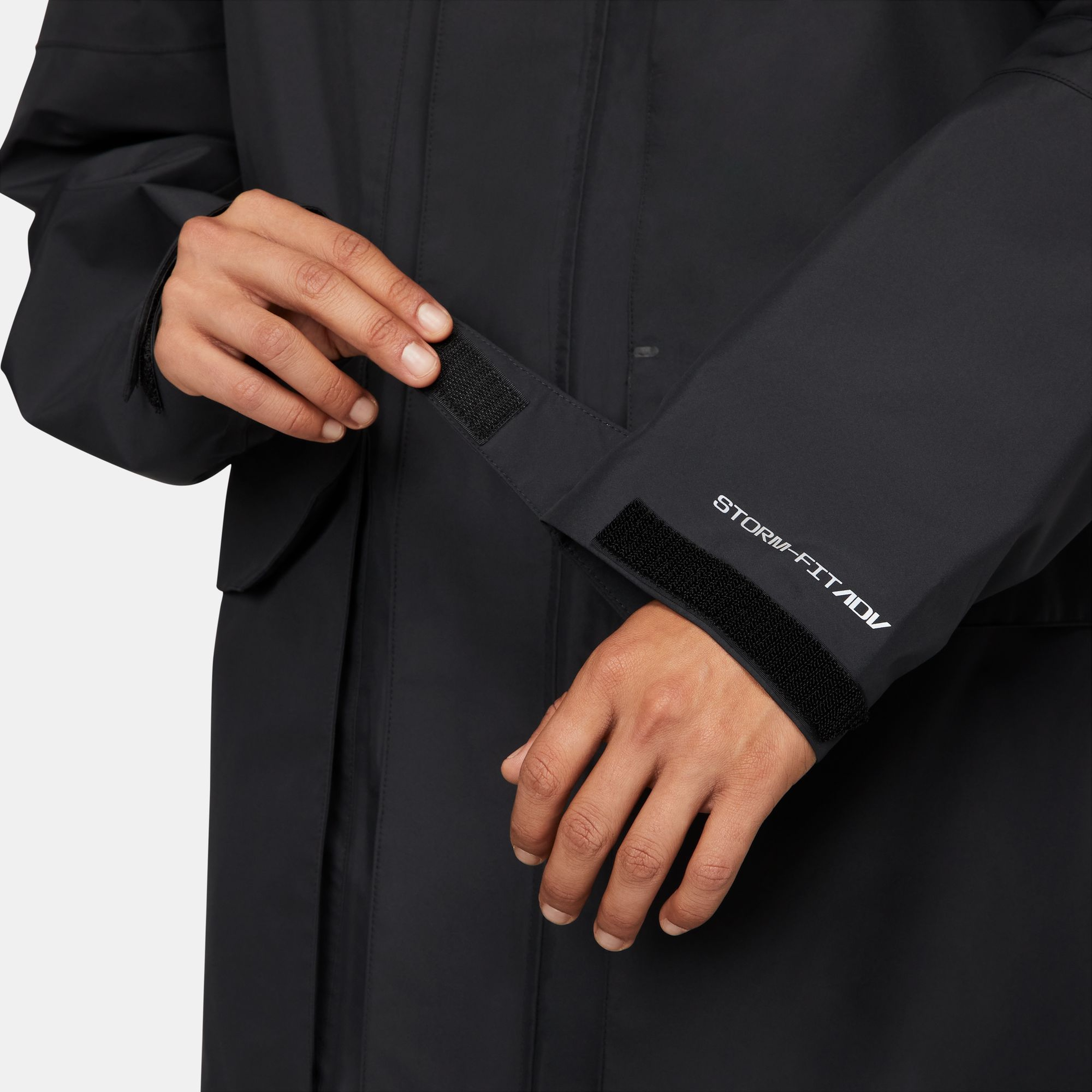 Nike Sportswear Storm-Fit ADV Shell Full-Zip Hoodie Erkek Parka