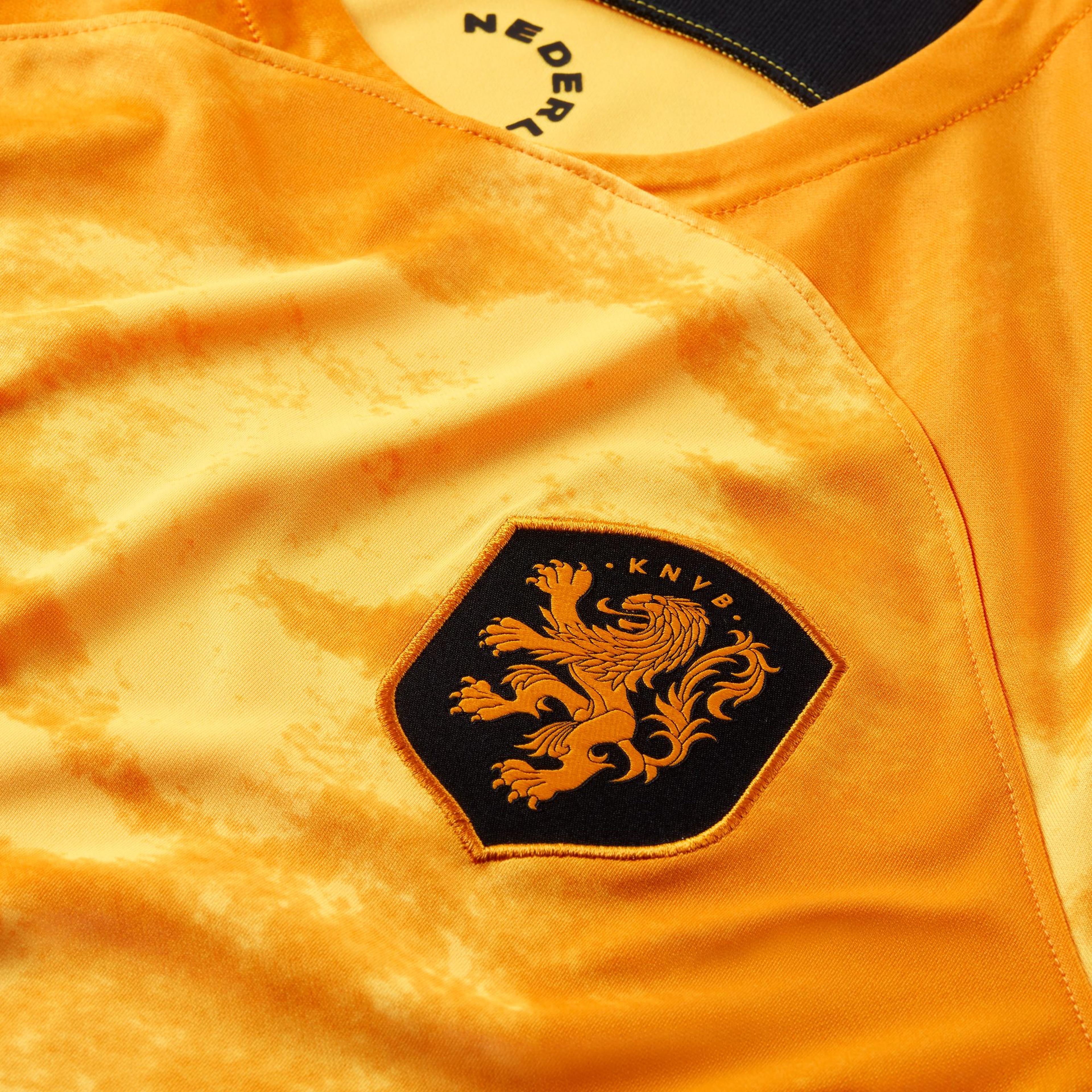 Nike Hollanda 2022-2023 Stadyum İç Saha Erkek Forma