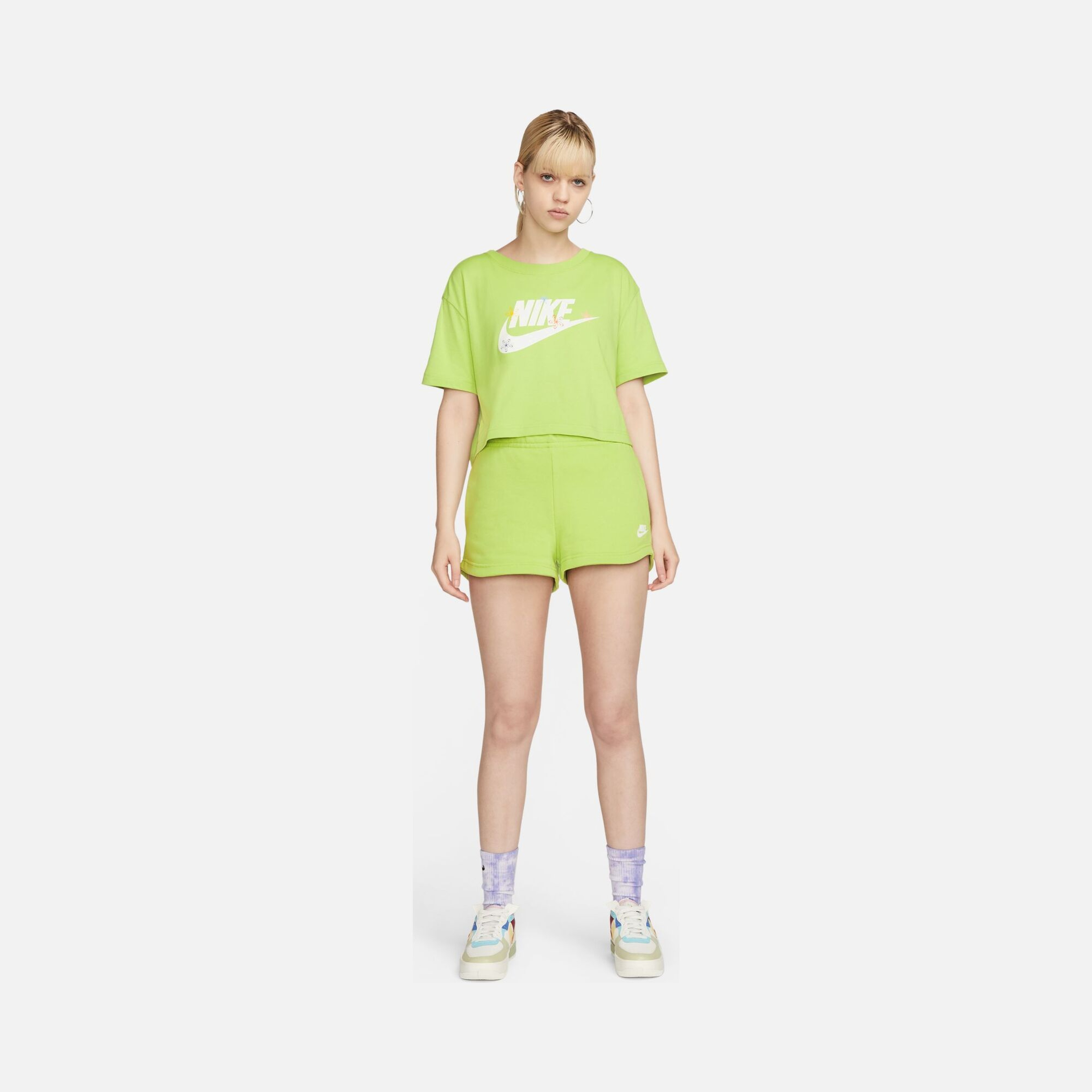 Nike Sportswear Futura Flover Graphic Crop Short-Sleeve Kadın Tişört