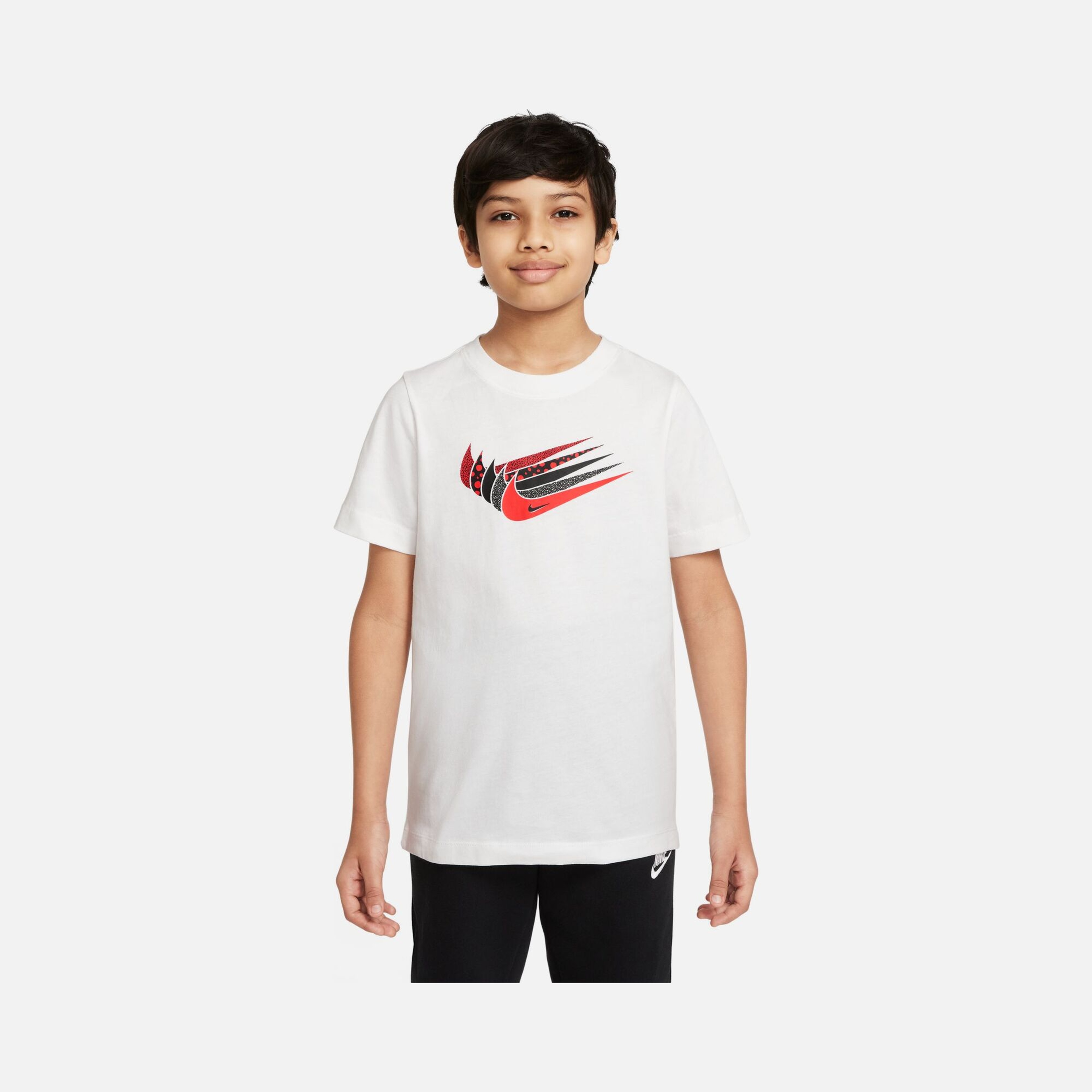 Nike Sportswear Core Brandmark 3 Swoosh Graphic Short-Sleeve Çocuk Tişört
