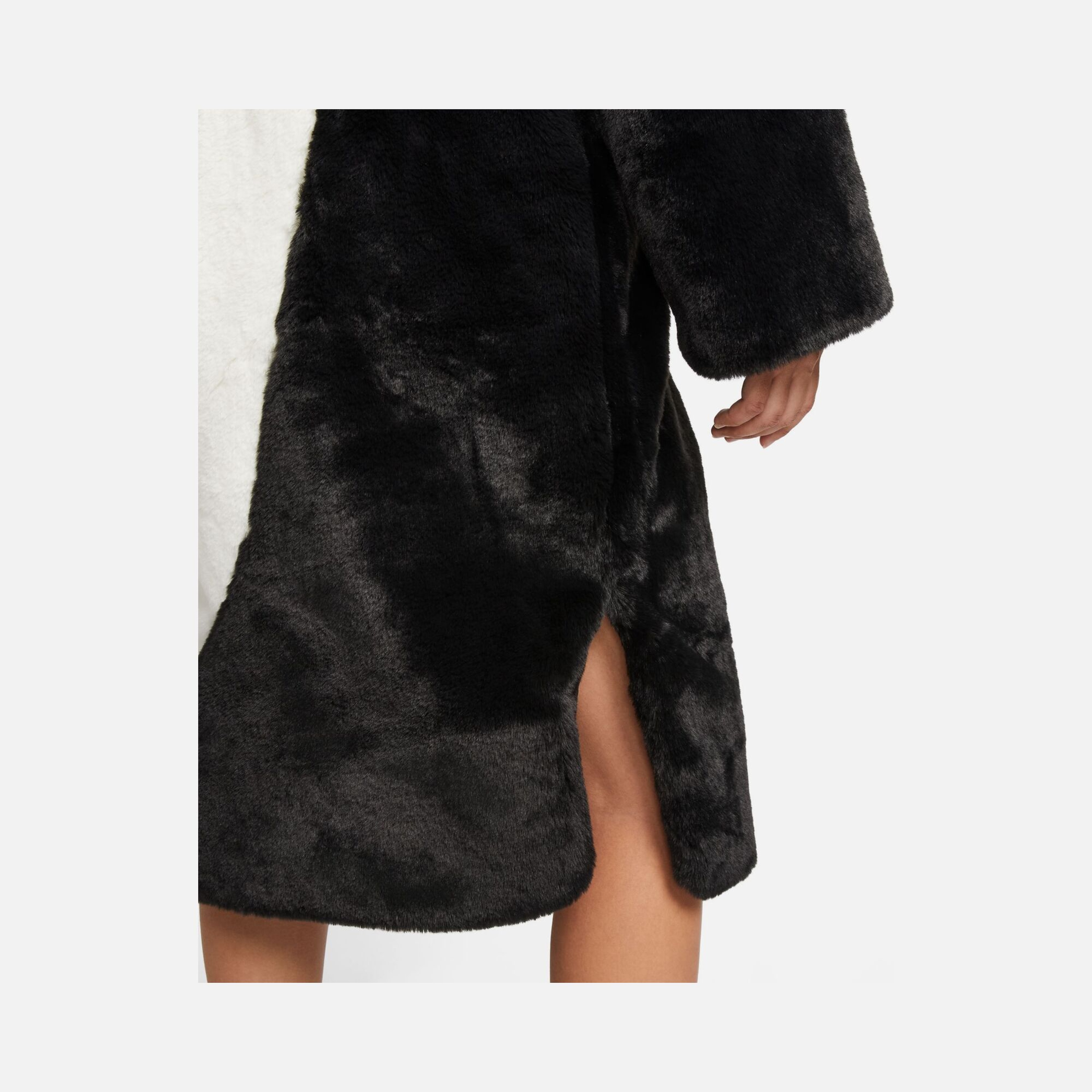 Nike Sportswear Large Swoosh Printed Faux Fur Full-Zip Long Kadın Ceket