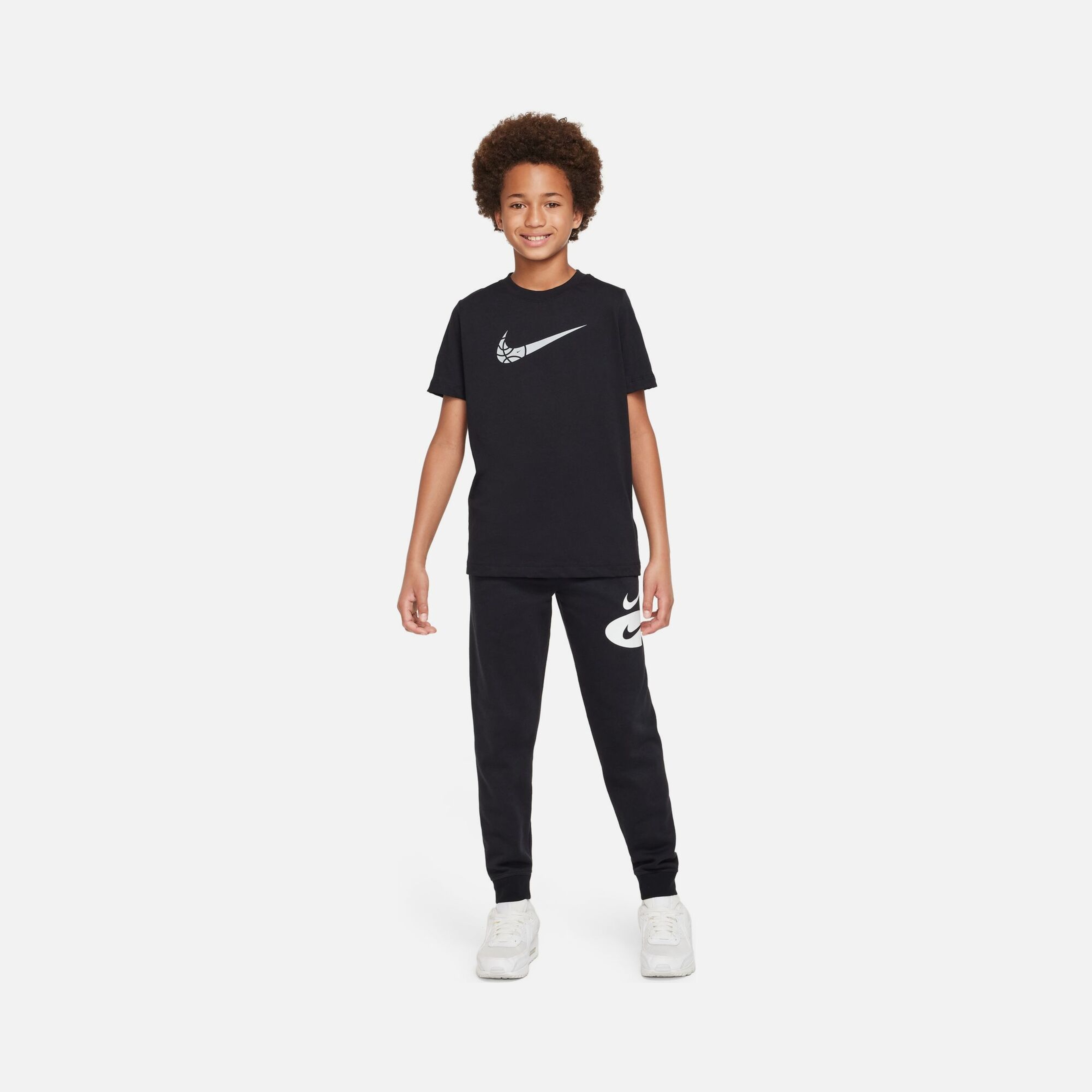 Nike ''Basketball Ball Graphic'' Short-Sleeve (Boys') Çocuk Tişört