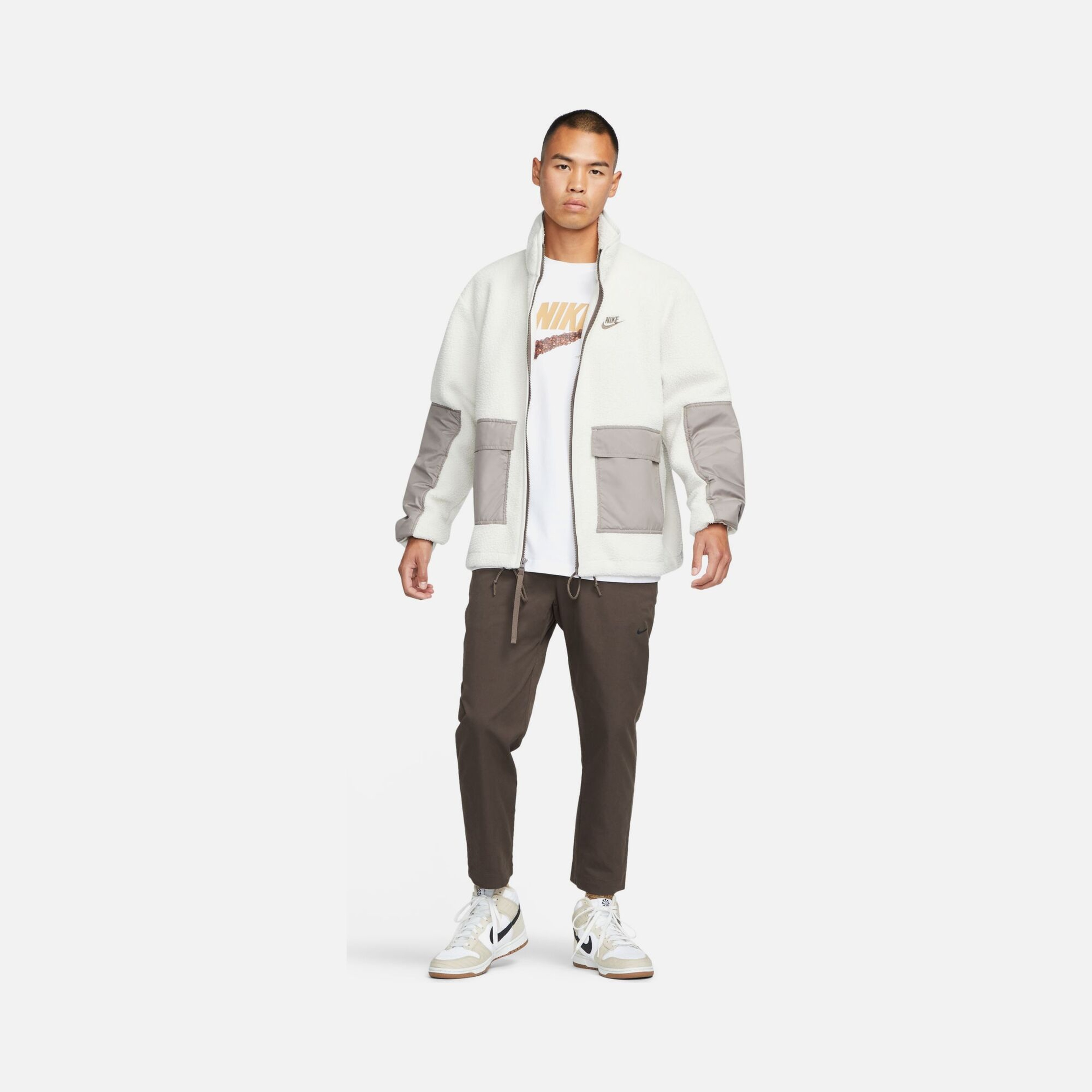 Nike Sportswear Coffee Swoosh Graphic Short-Sleeve Erkek Tişört