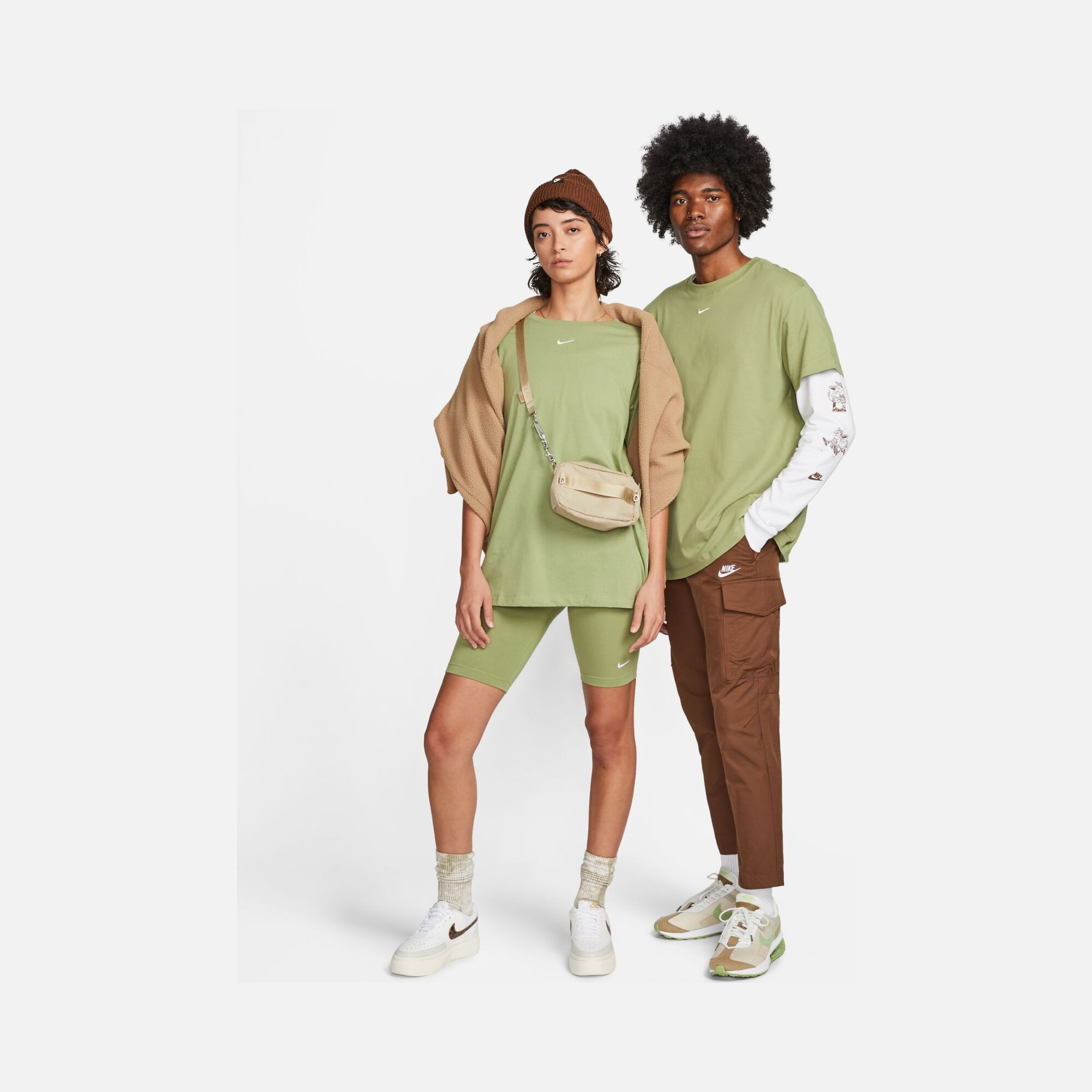 Nike Sportswear Essentials Short-Sleeve Kadın Tişört