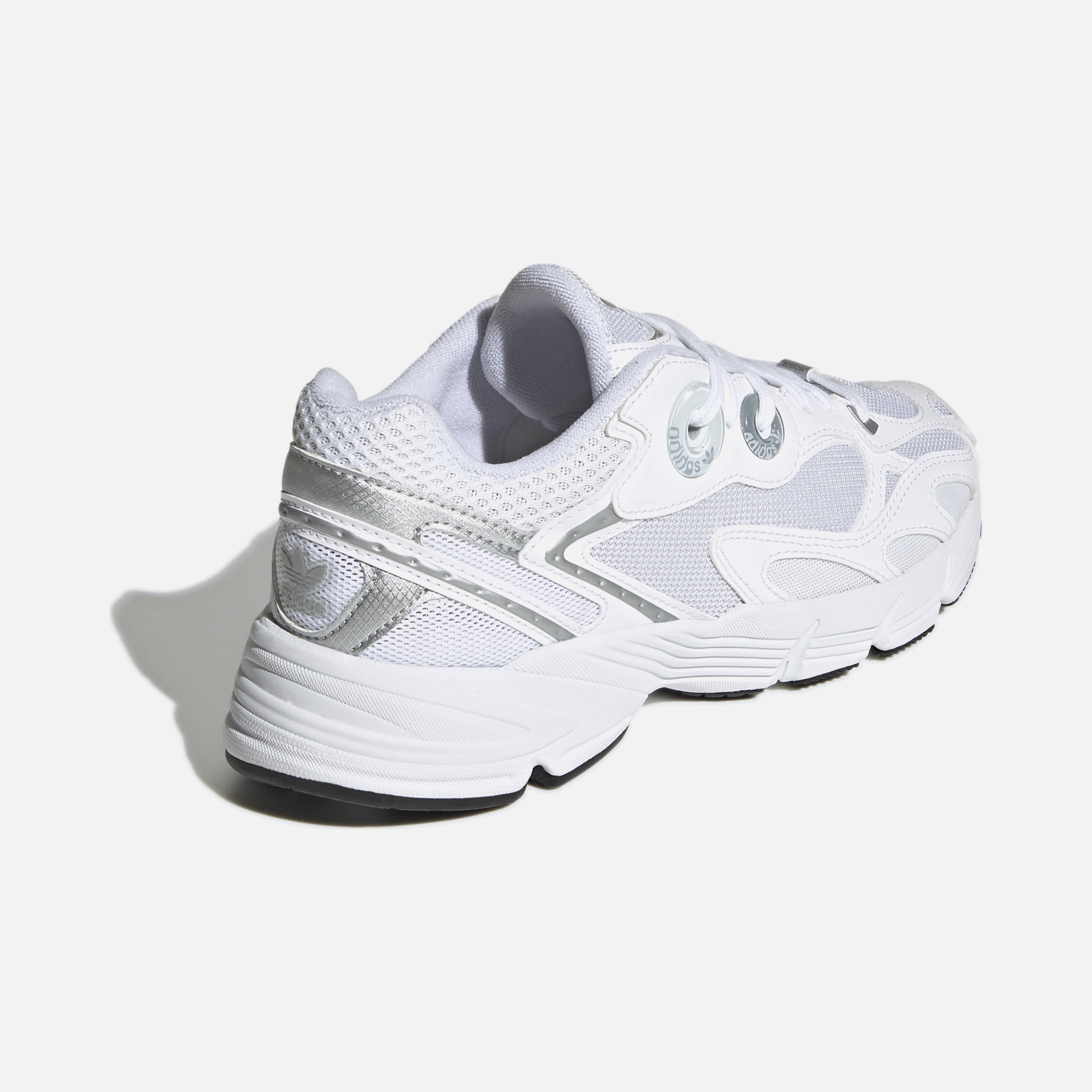 adidas Astir Kadın Spor Ayakkabı