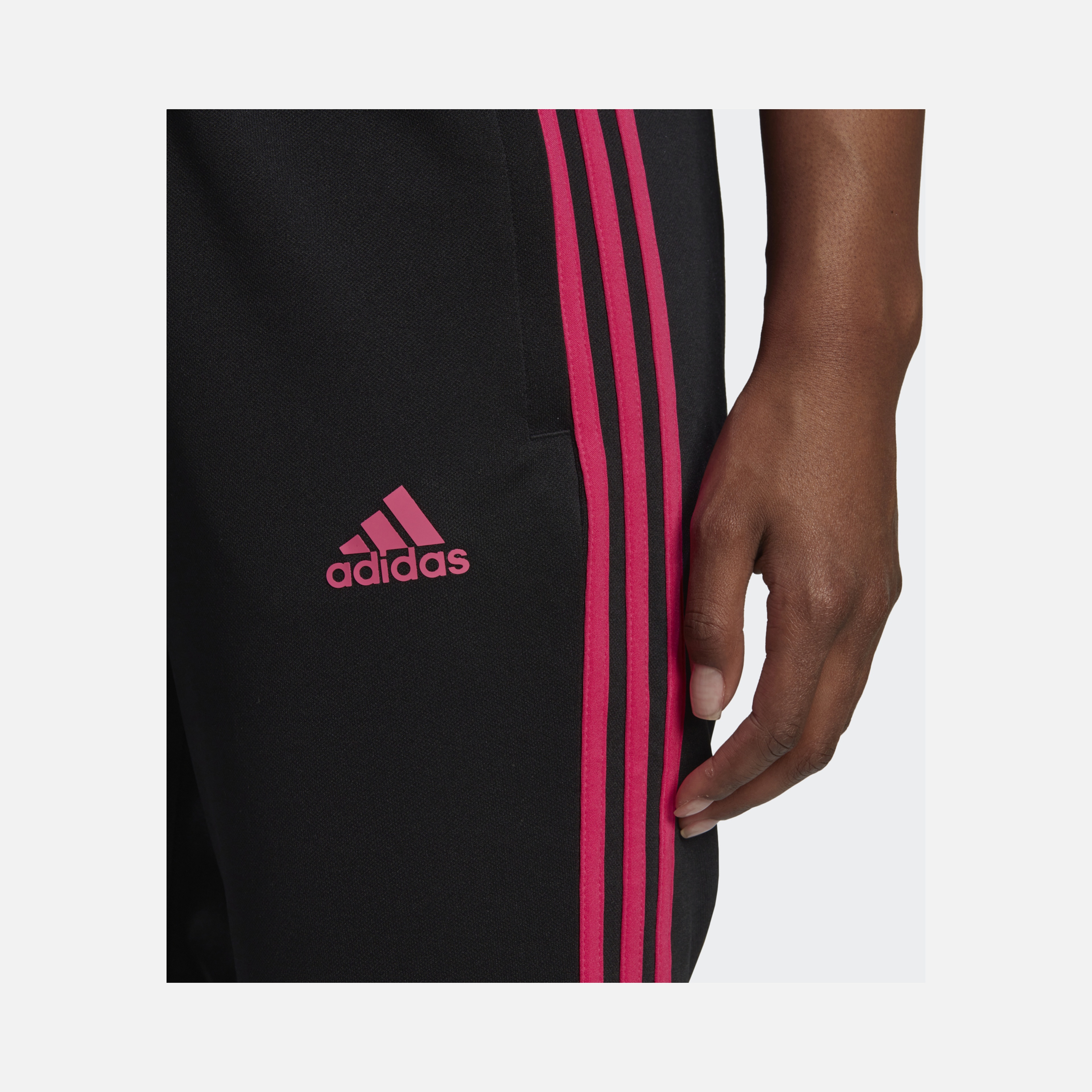 adidas AEROREADY Sereno Cut 3-Stripes Slim Tapered Kadın Eşofman Altı
