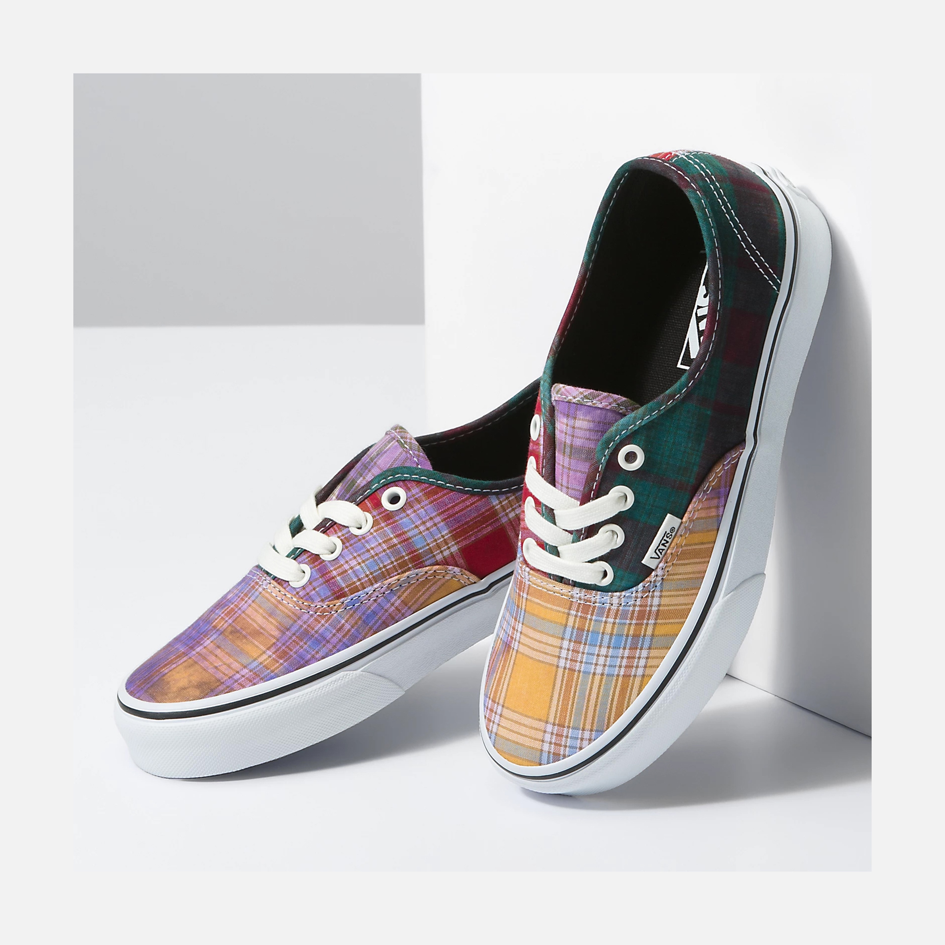 Vans UA Authentic Plaid Kadın Spor Ayakkabı