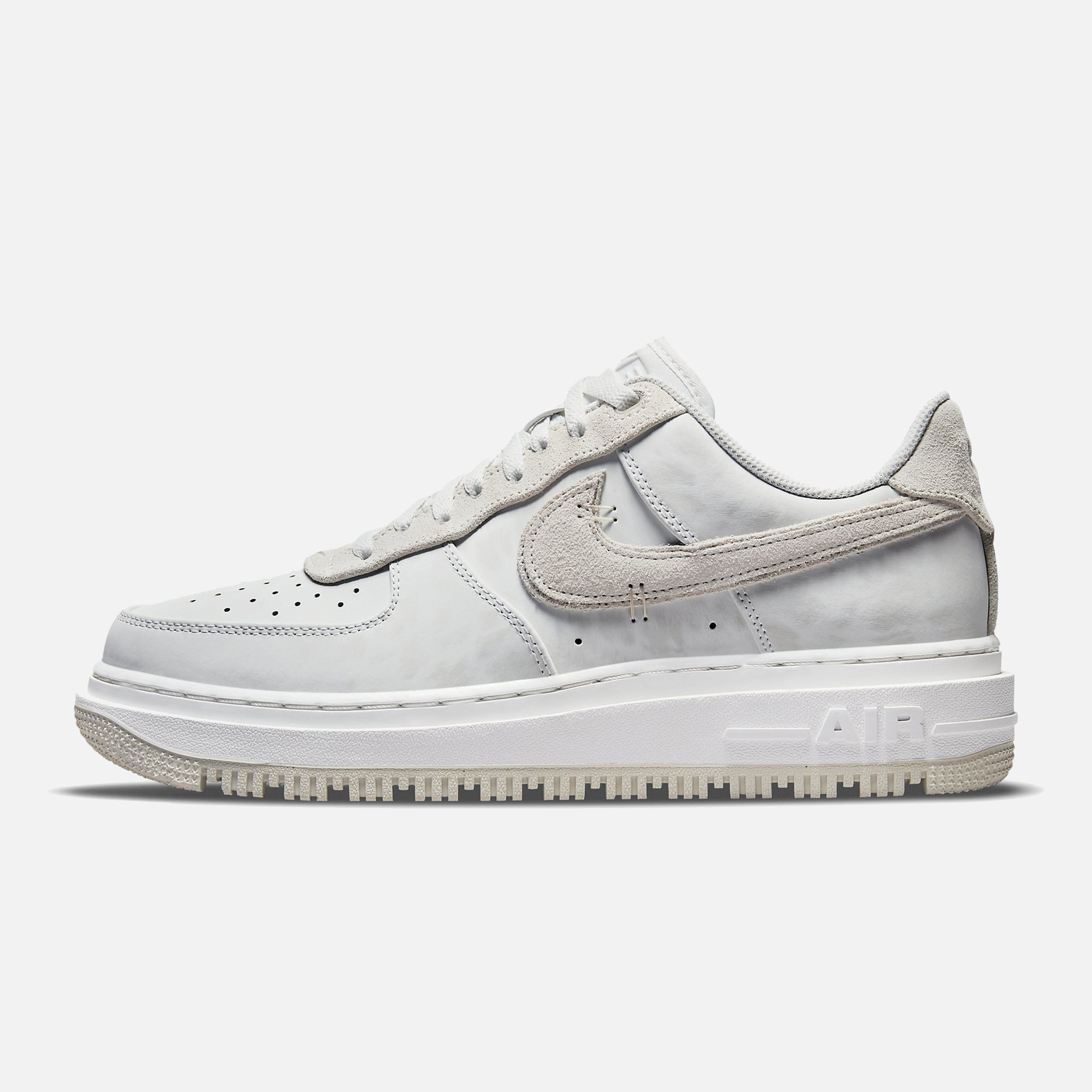 Nike Air Force 1 LUXE CO Erkek Spor Ayakkabı
