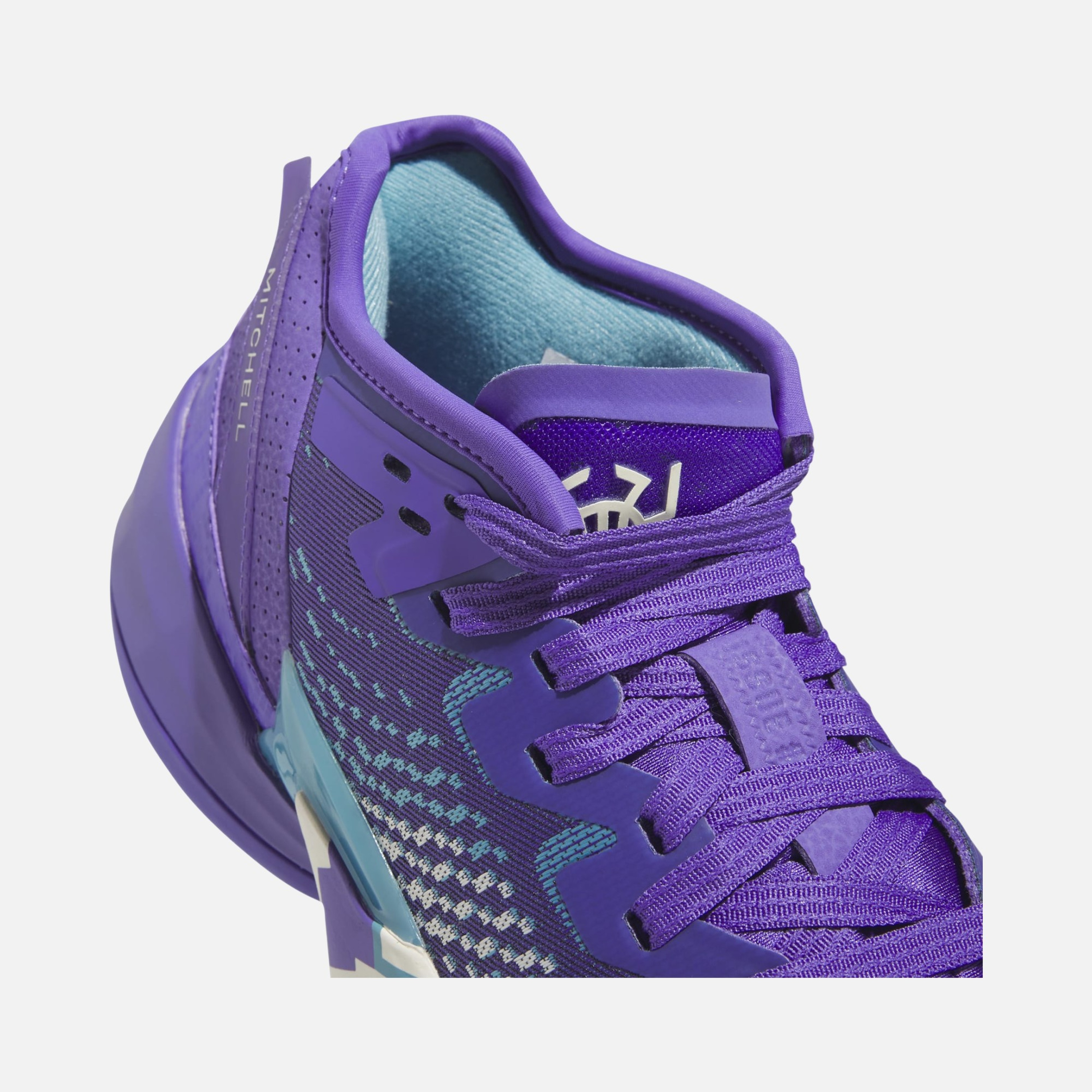 adidas D.O.N. Issue 4 Mitchell Erkek Basketbol Ayakkabısı