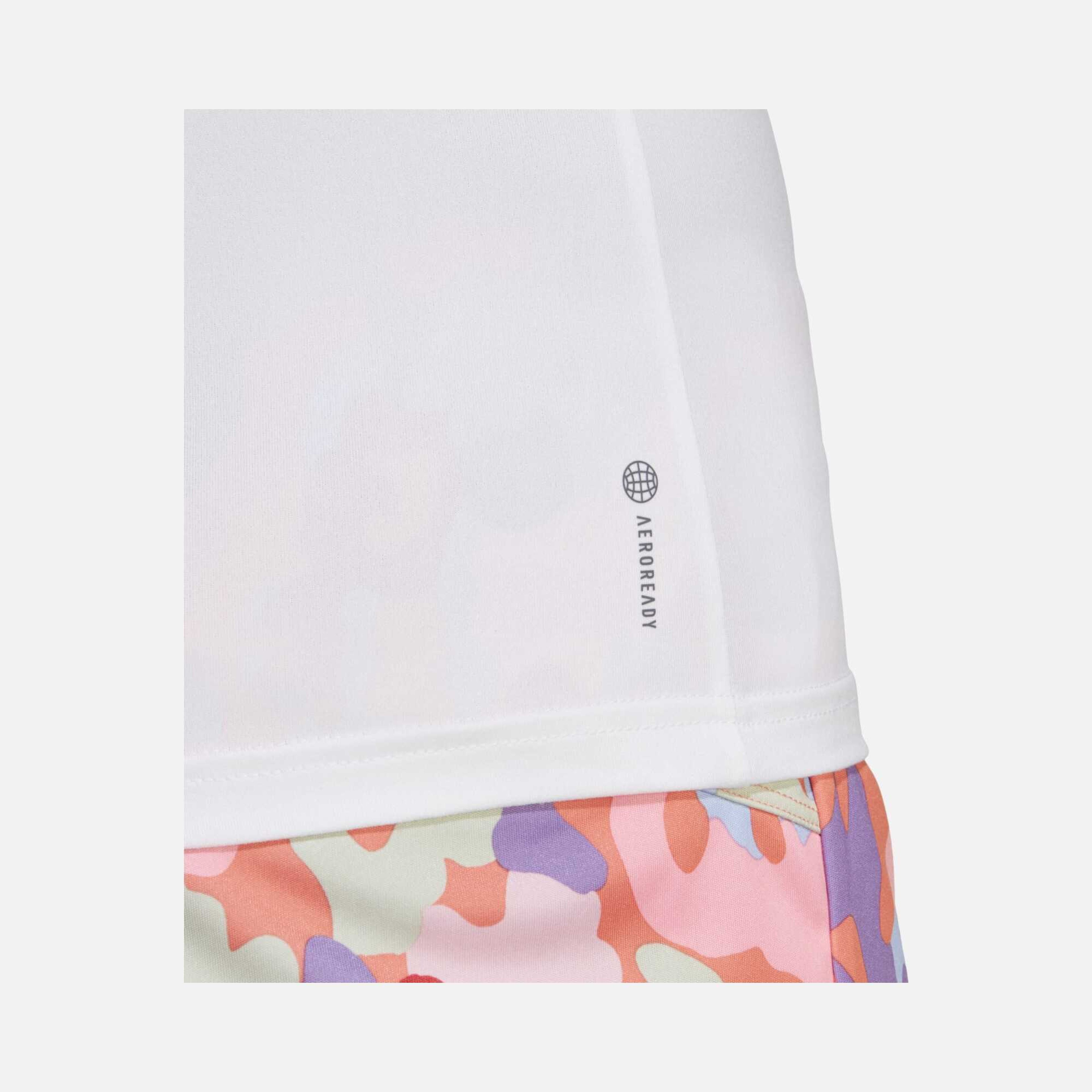 adidas AEROREADY Train Essentials Minimal Branding V-Neck Short-Sleeve Kadın Tişört