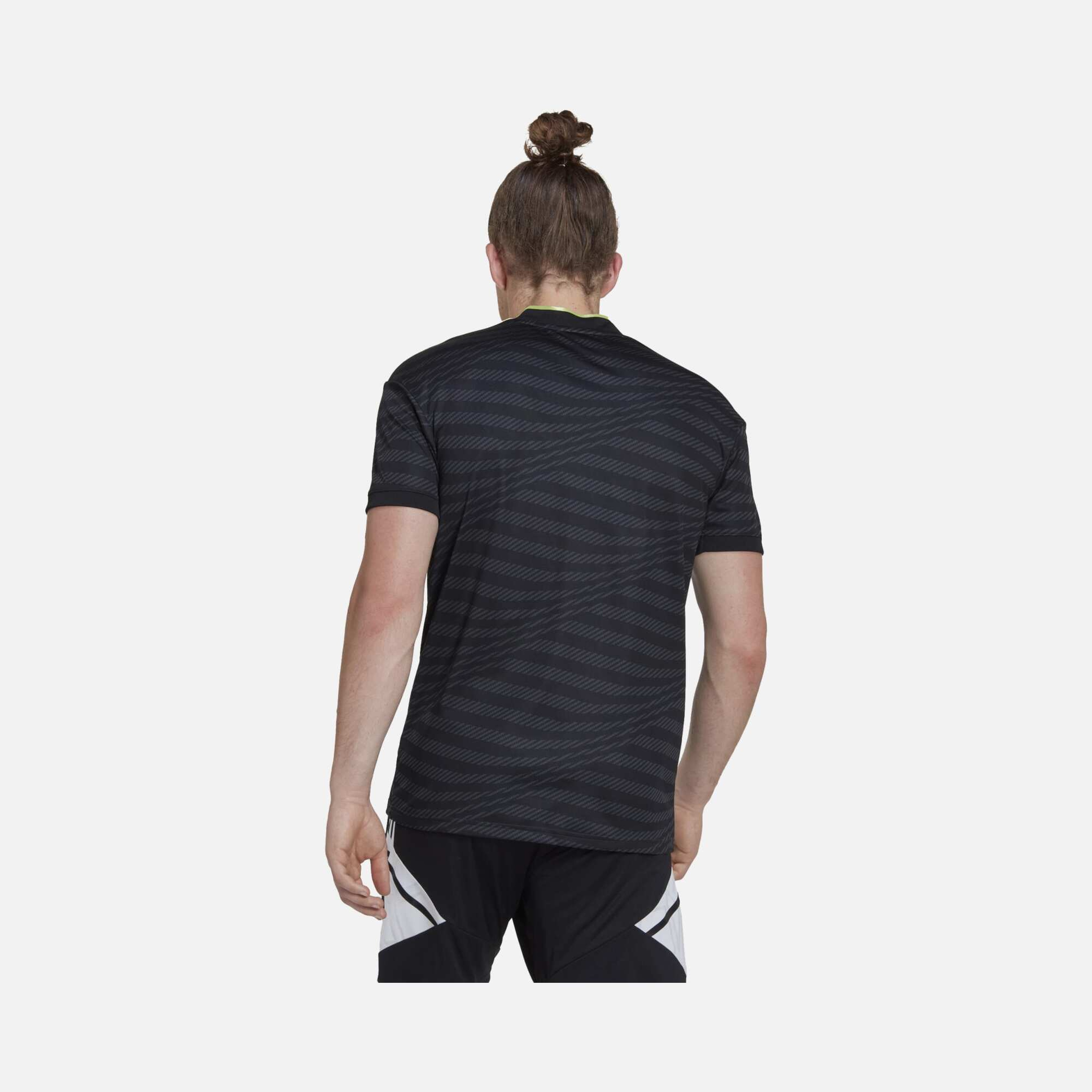 adidas Real Madrid 2022-2023 Üçüncü Takım Erkek Forma