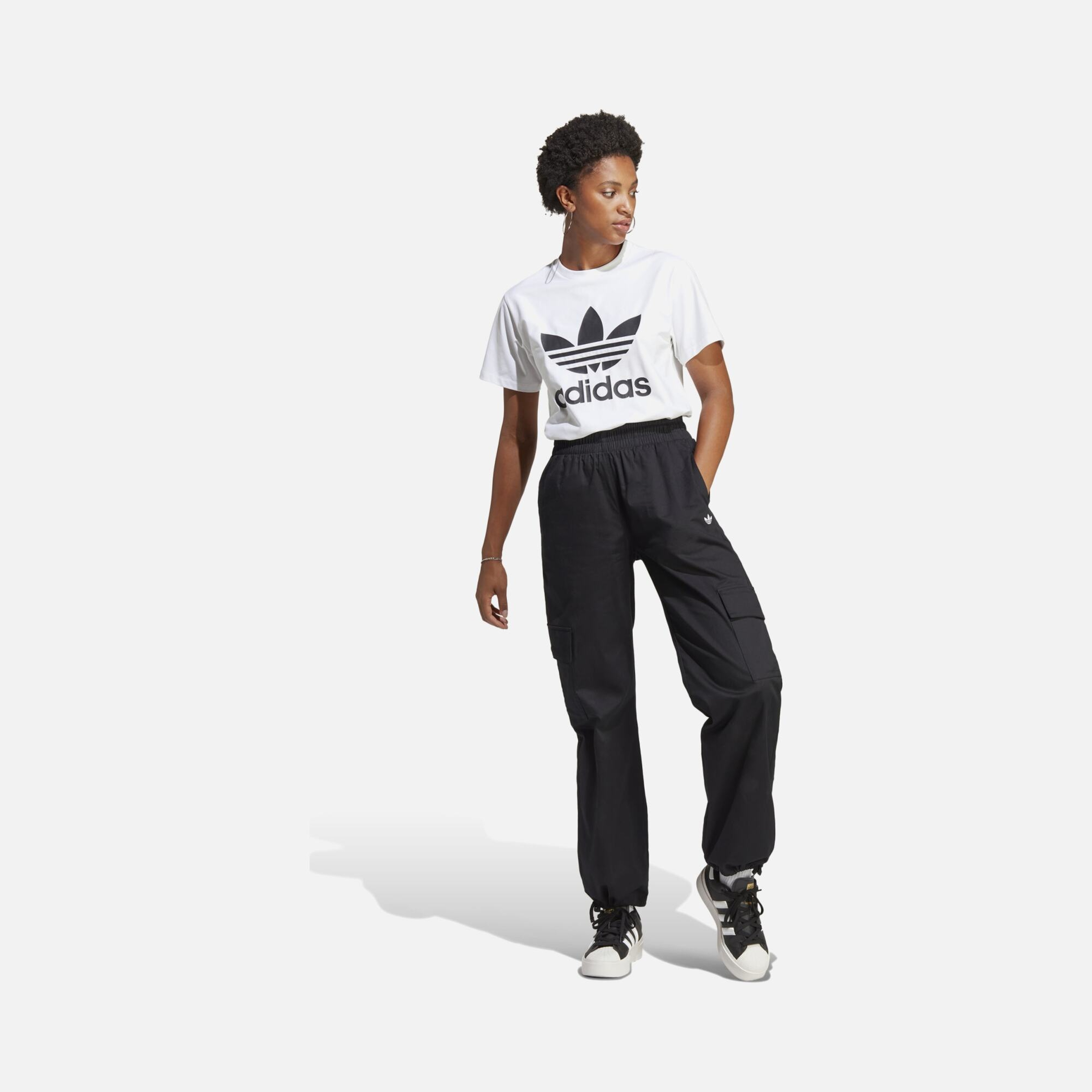 adidas Adicolor Classics Trefoil Short-Sleeve Kadın Tişört