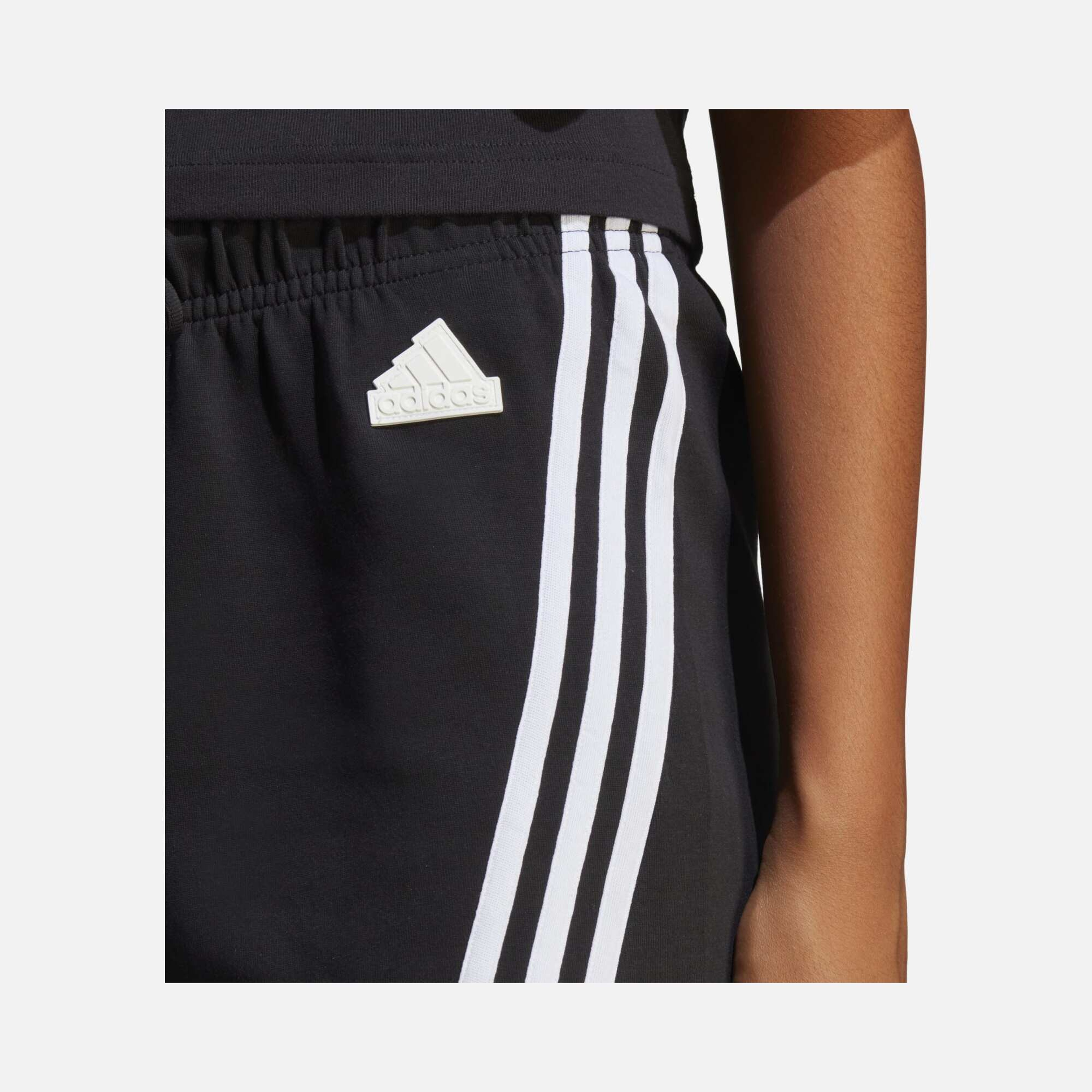 adidas Sportswear Future Icons 3-Stripes Kadın Şort