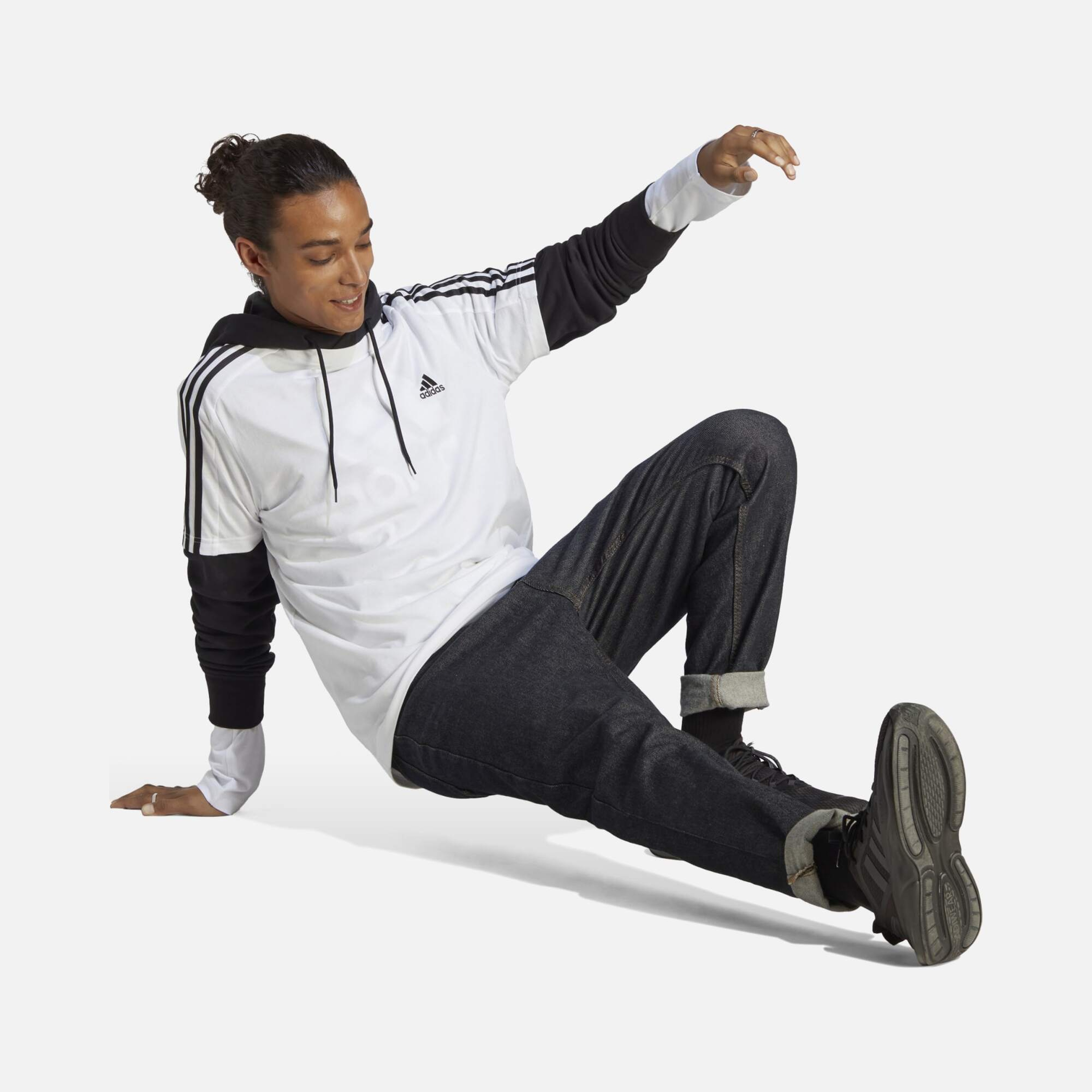 adidas Essentials Single Jersey 3-Stripes Short-Sleeve Erkek Tişört