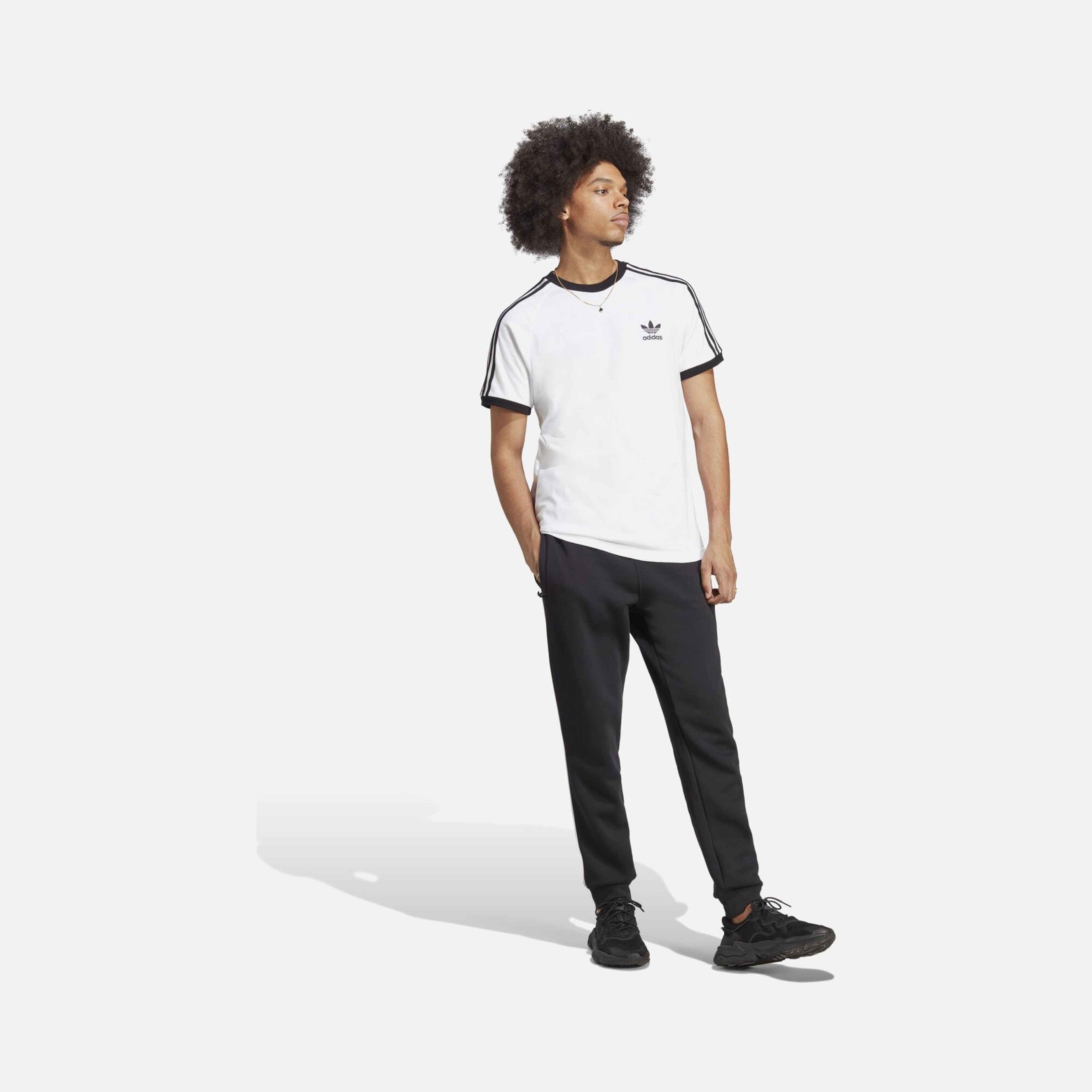 adidas Originals Adicolor Classics 3-Stripes Slim Cut Short-Sleeve Erkek Tişört