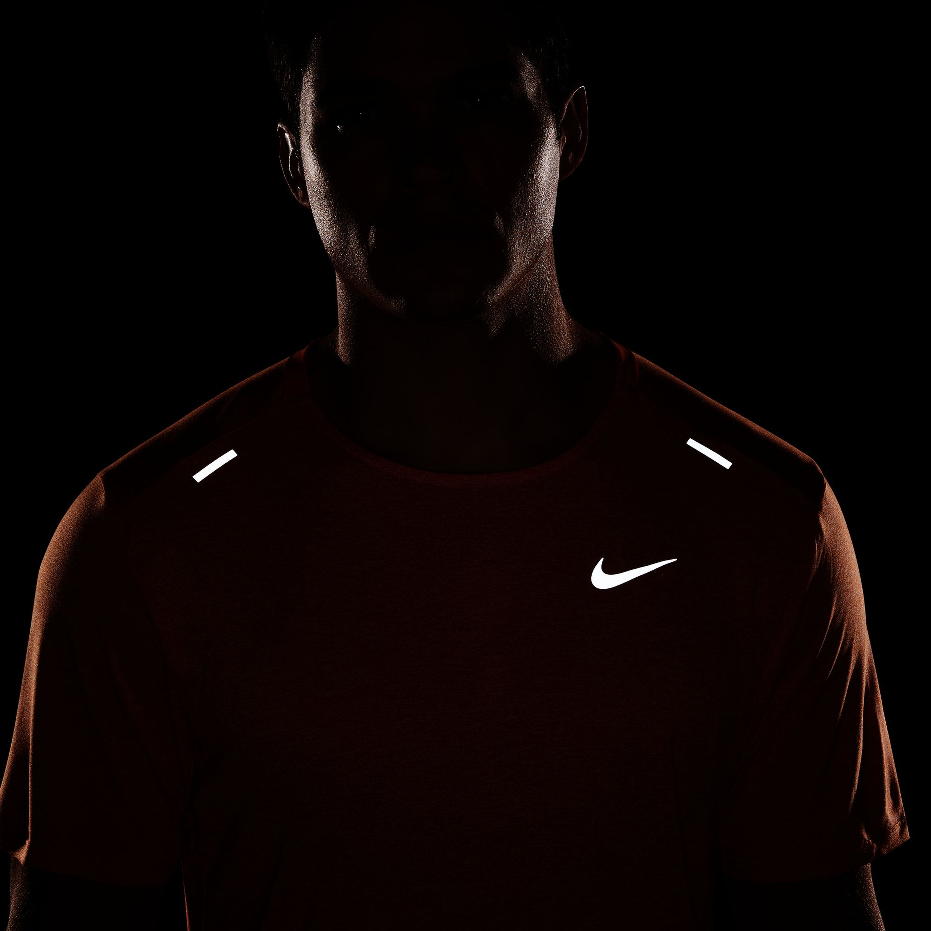 Nike Dri-Fit Rise 365 Short-Sleeve Running Top Erkek Tişört