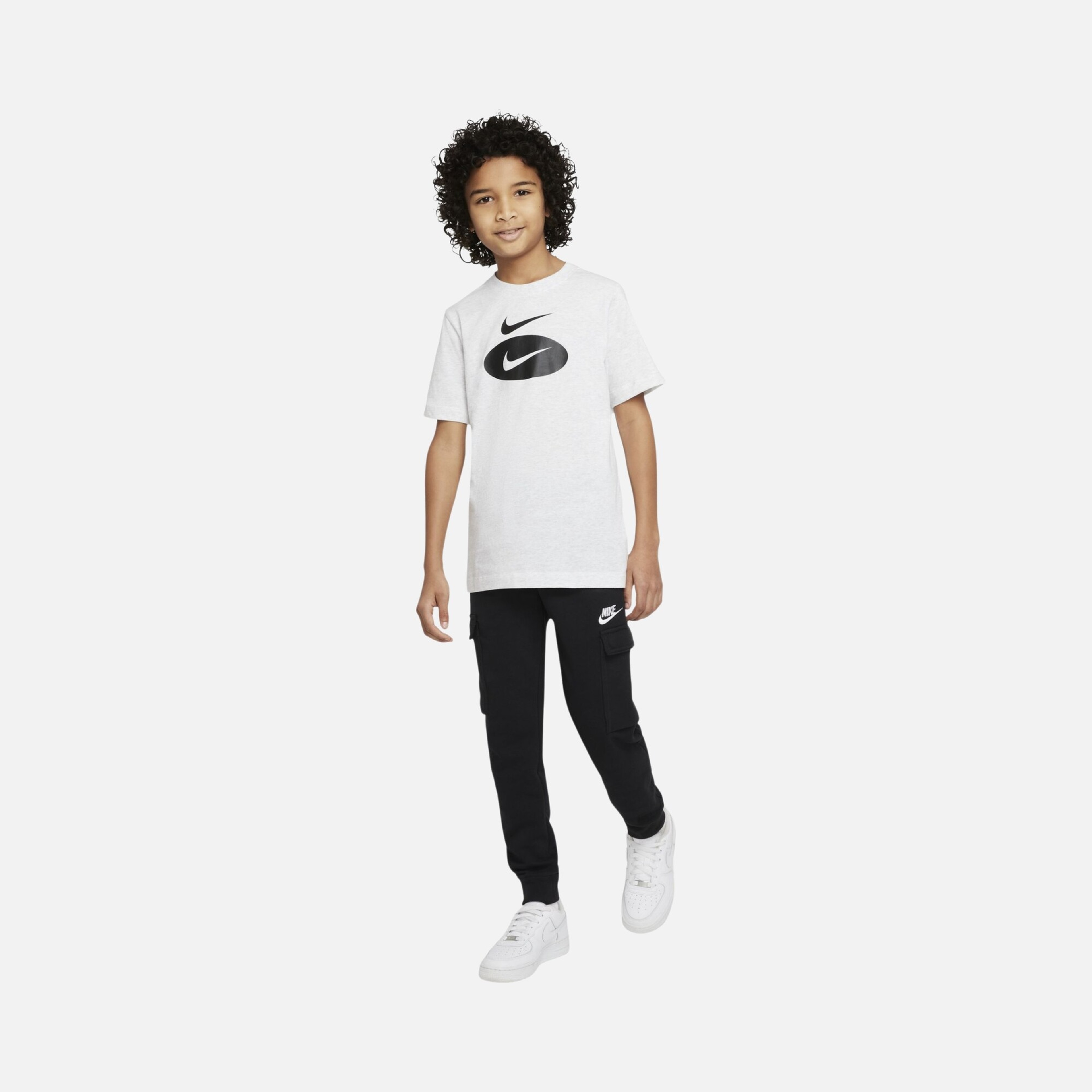 Nike Sportswear Essentials+ Core 1 Short-Sleeve (Boys') Çocuk Tişört