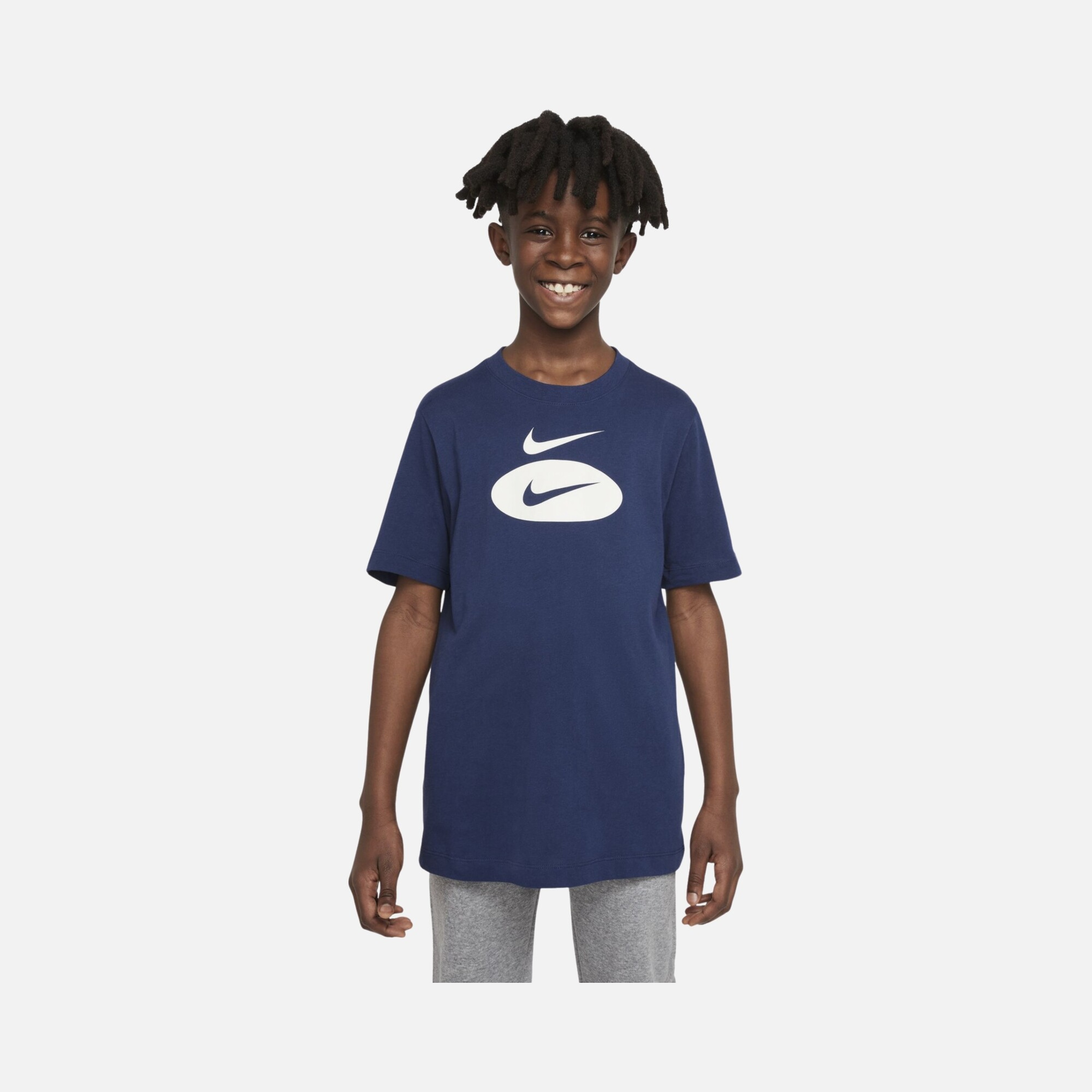 Nike Sportswear Essentials+ Core 1 Short-Sleeve (Boys') Çocuk Tişört