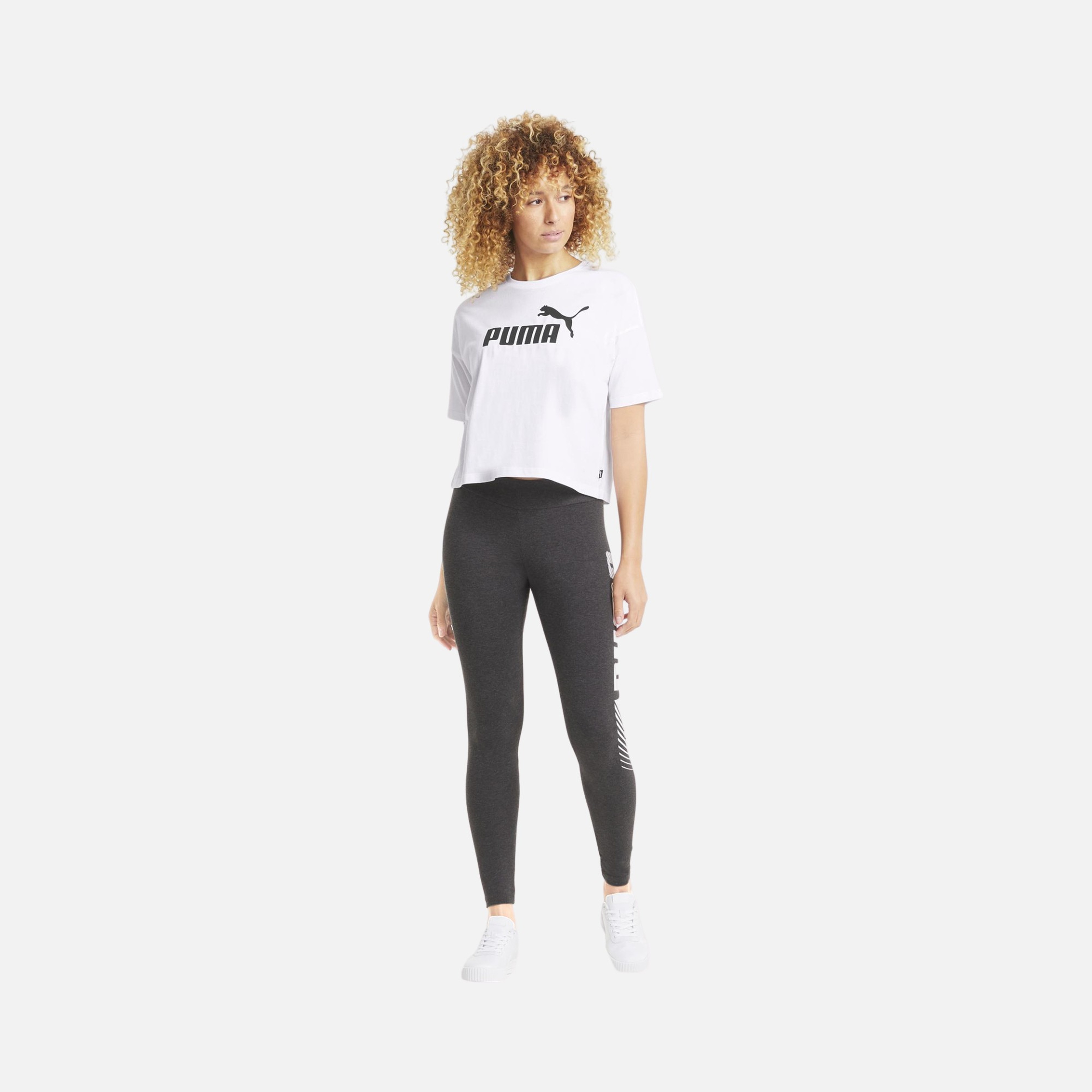Puma Sportswear Essentials Logo Cropped Short-Sleeve Kadın Tişört