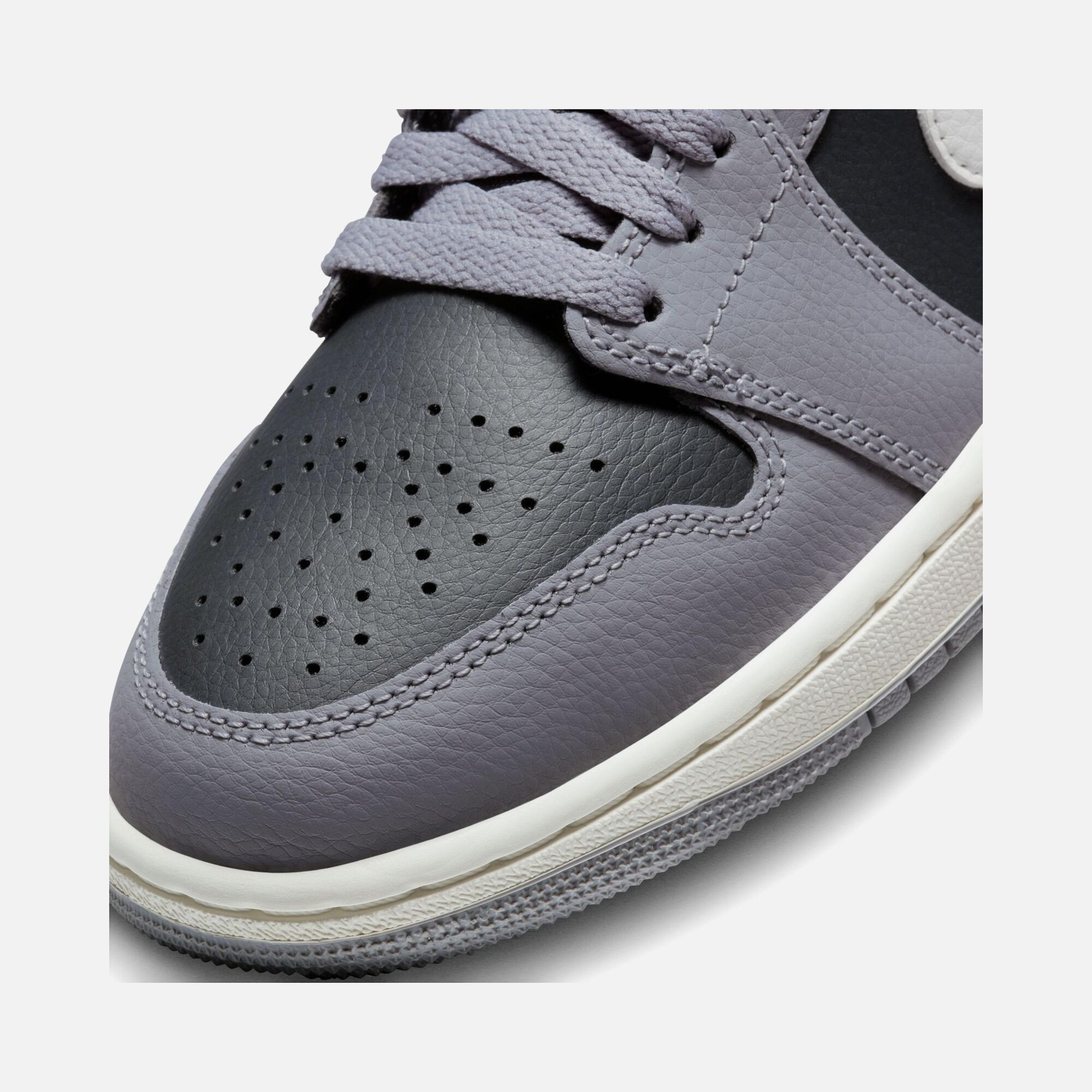 Nike Air Jordan 1 Mid Kadın Spor Ayakkabı